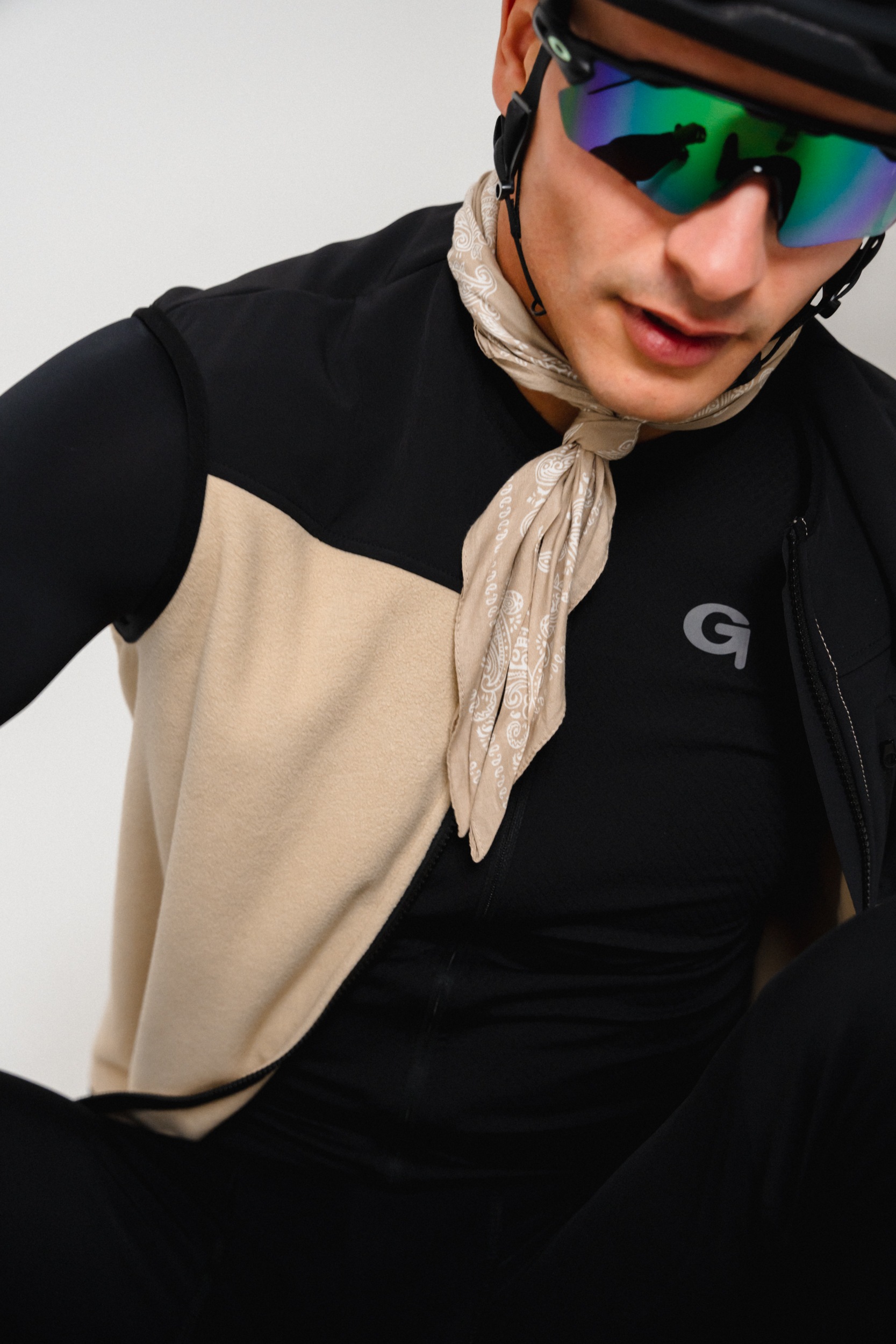 Gonso Fahrradjacke »ADVENTURE VEST FLEECE« Unisex Radweste, warme Fleece-Weste, integrierte Smartphone Tasche