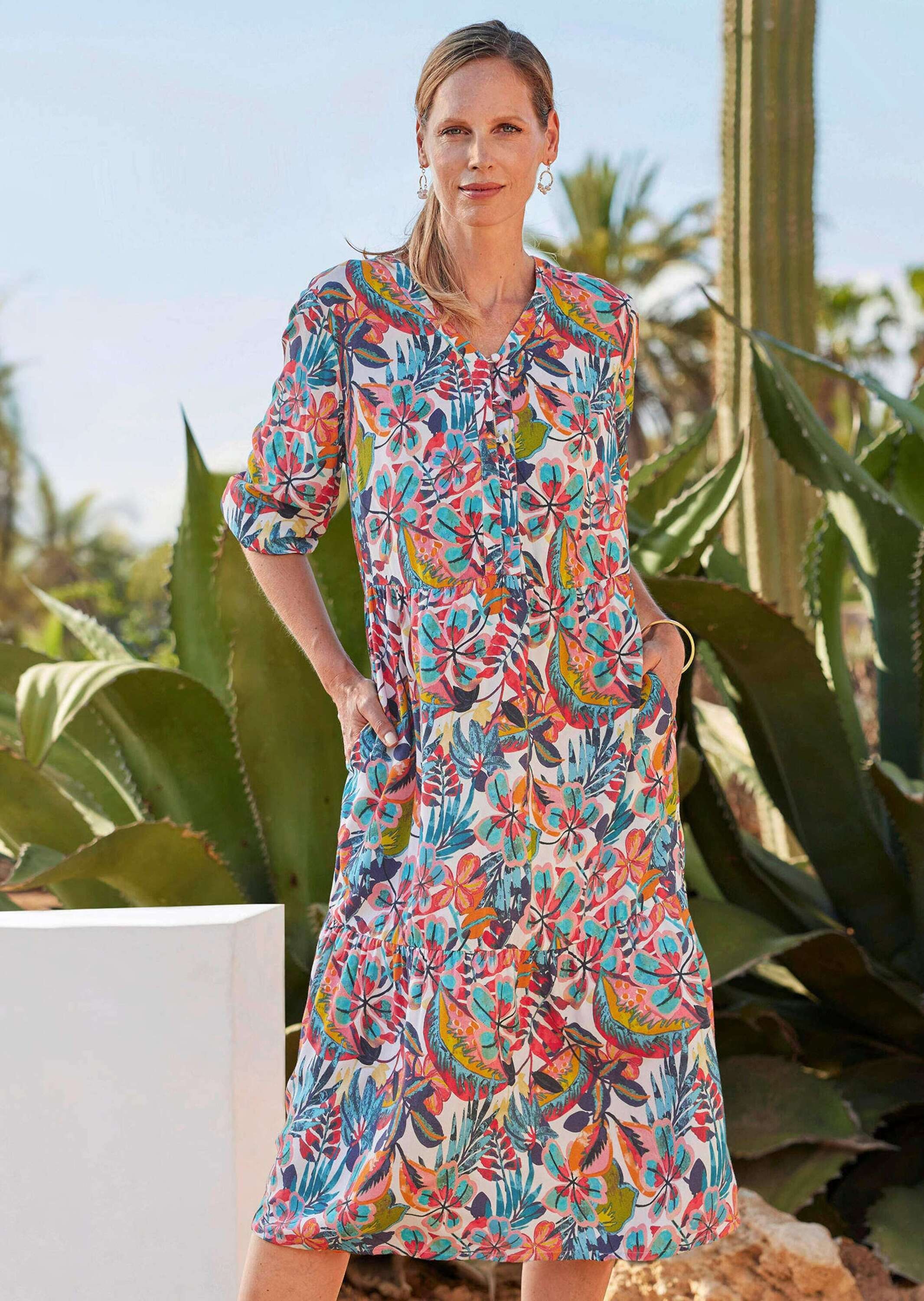 GOLDNER Sommerkleid »Kurzgröße Midikleid mit Allover-Print und  V-Ausschnitt«