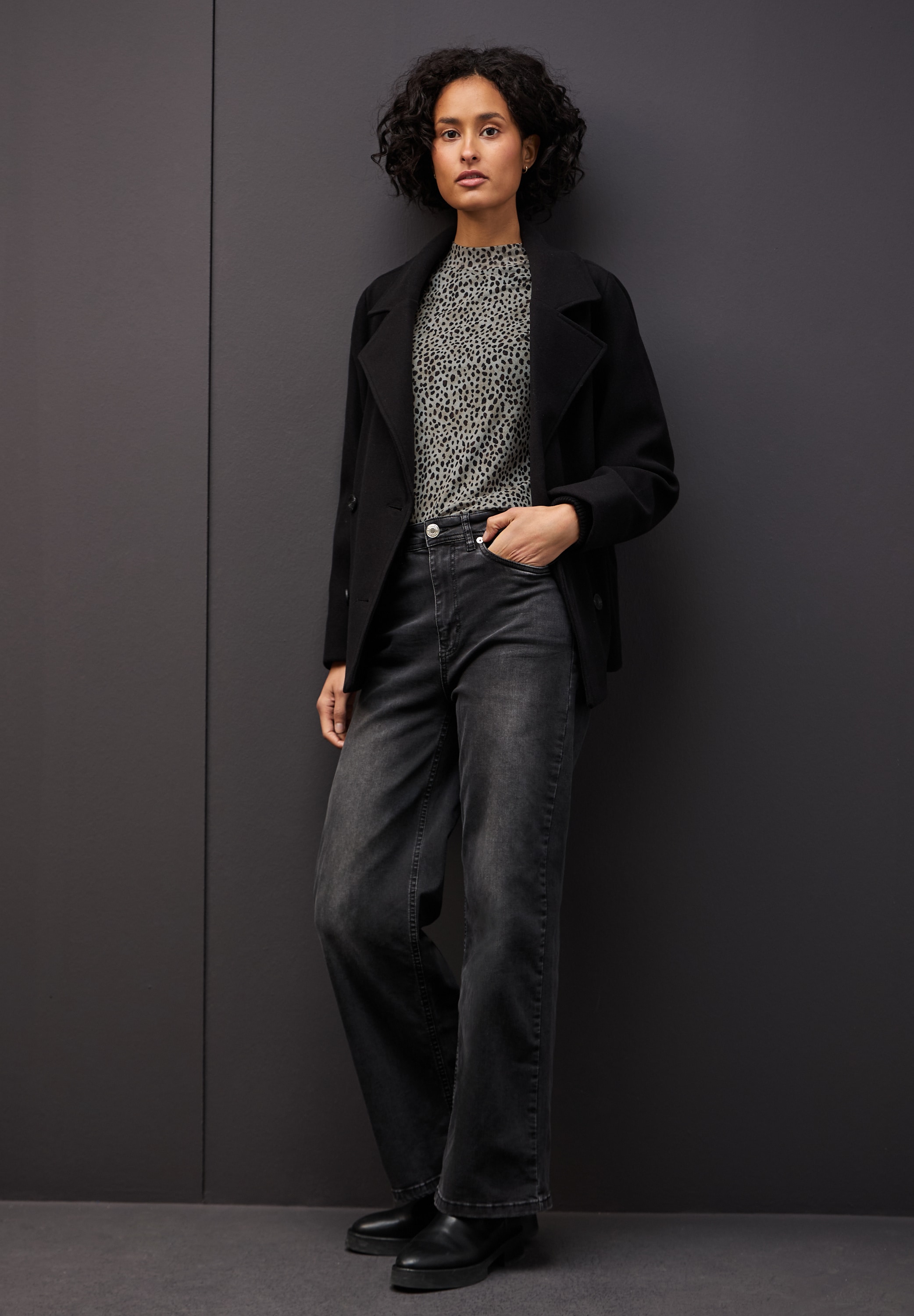 STREET ONE Langarmshirt in transparenter Mesh-Qualität und Leo-Muster