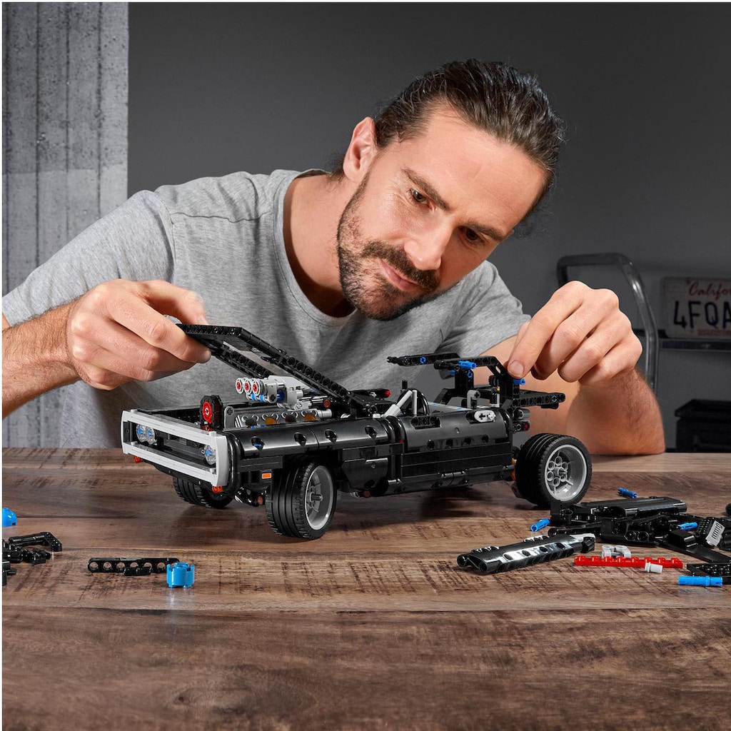 LEGO® Konstruktionsspielsteine »Dom's Dodge Charger (42111), LEGO® Technic«, (1077 St.)