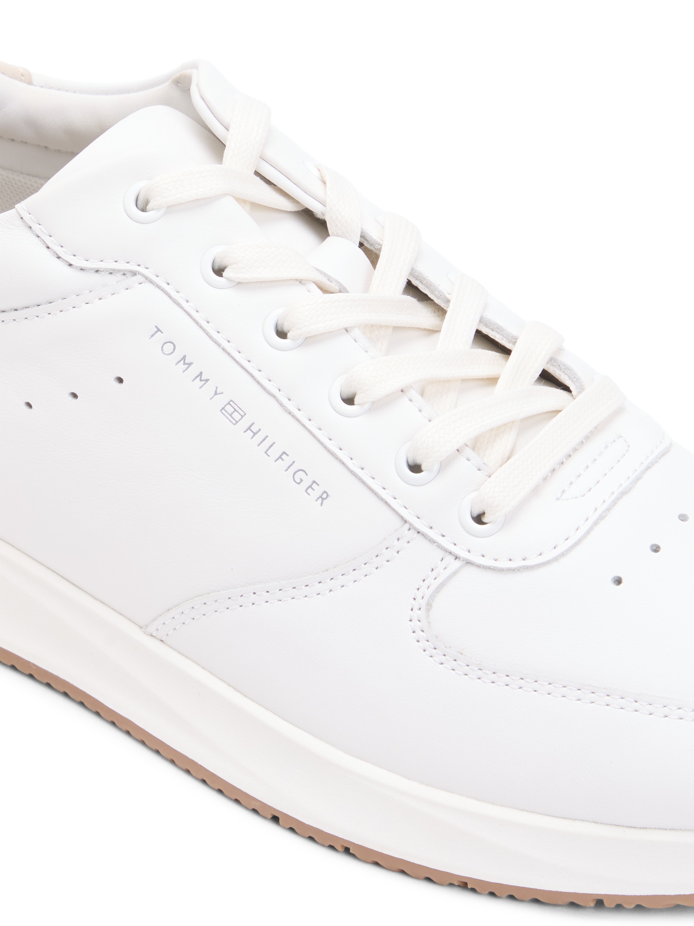 Tommy Hilfiger Sneaker »NEWPORT LTH«  Sneaker, Freizeitschuh, Halbschuh mit seitlicher Logoprägung