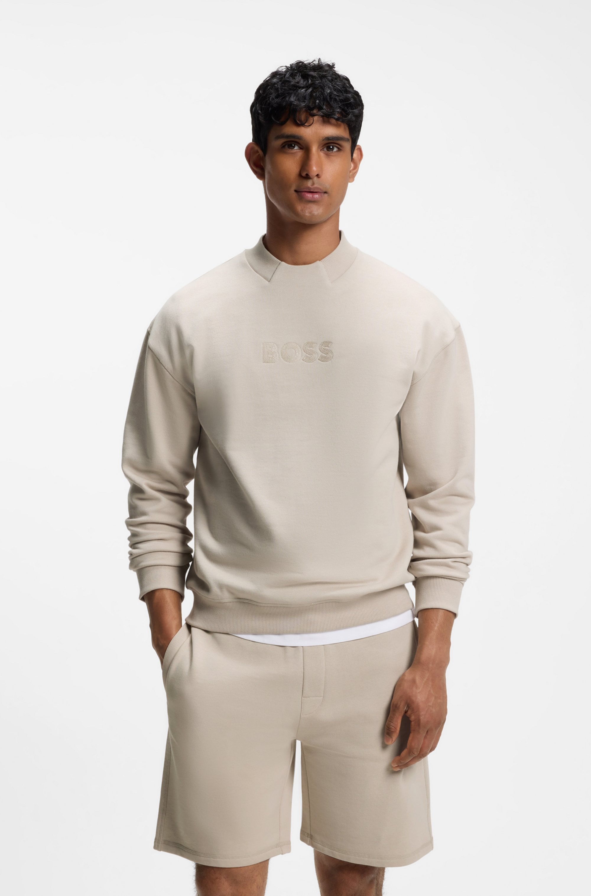 BOSS Sweatshirt »Fashion«, im Relaxed Fit, gestickter Logoschriftzug
