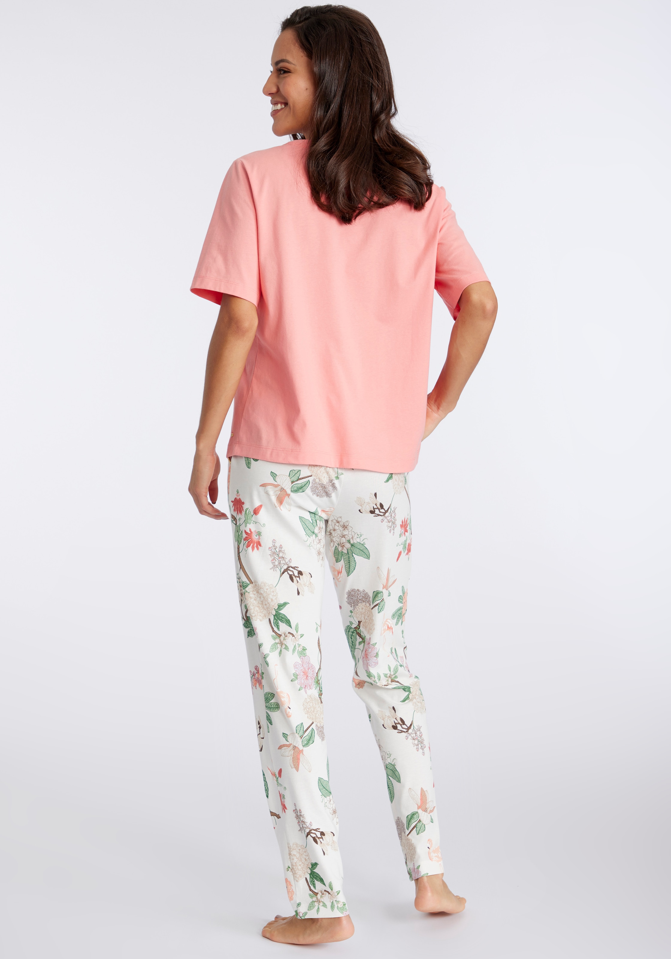 LASCANA Pyjama, (2 tlg.), mit elegantem Blumenmuster