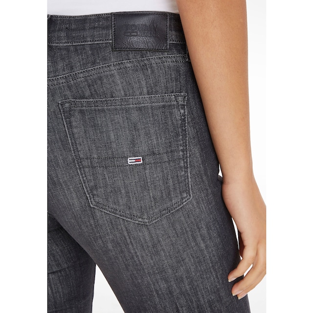 Tommy Jeans Skinny-fit-Jeans »Nora«, mit Tommy Jeans Label-Badge & Passe  hinten bestellen bei OTTO