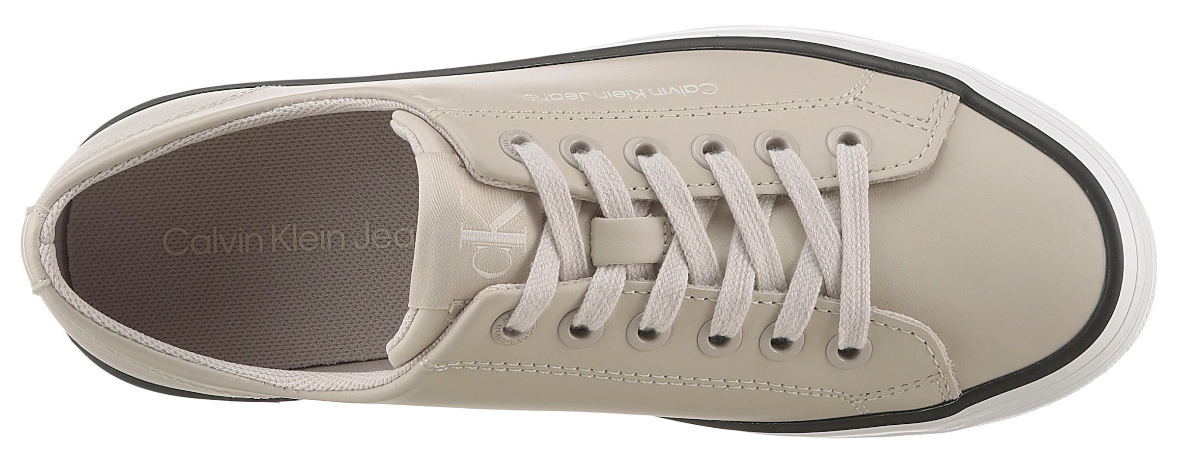 Calvin Klein Jeans Sneaker »BOLD VULC FLATF LOW LTH IN«, Halbschuh, Schnürschuh, Freizeitschuh mit CK-Logo an der Ferse