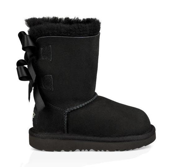 UGG Winterboots »Bailey Bow II«  Winterboots, Schlupfboots mit Zierschleifen aus Satin