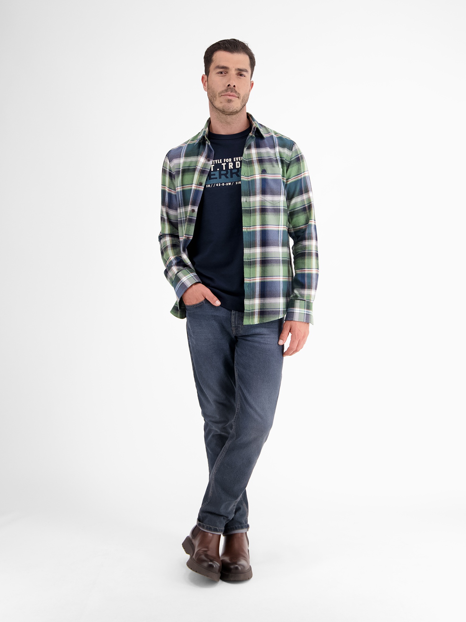 LERROS T-Shirt »LERROS Unifarbenes T-Shirt mit Print«