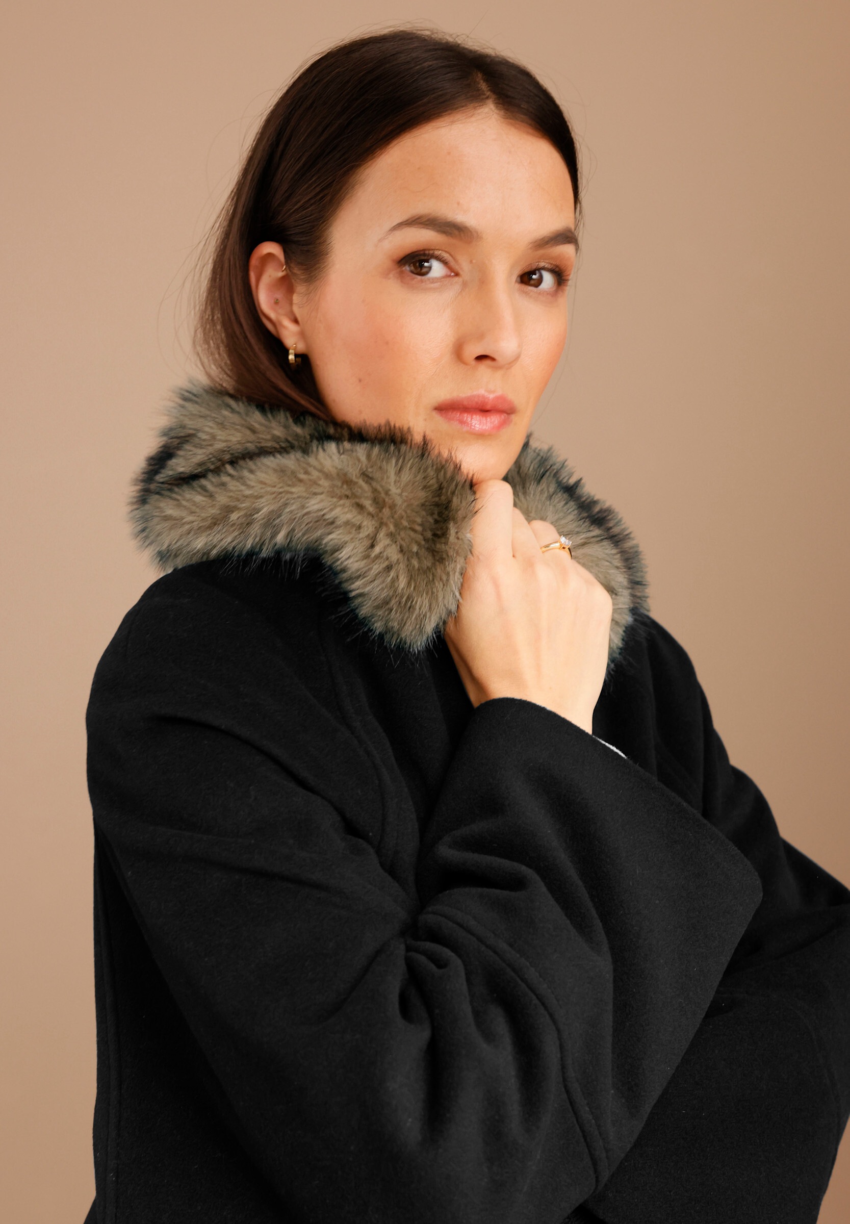 creation L Kurzjacke »Woll-Jacke Wolljacke mit Pelz-Imitat-Kragen« ohne Kapuze