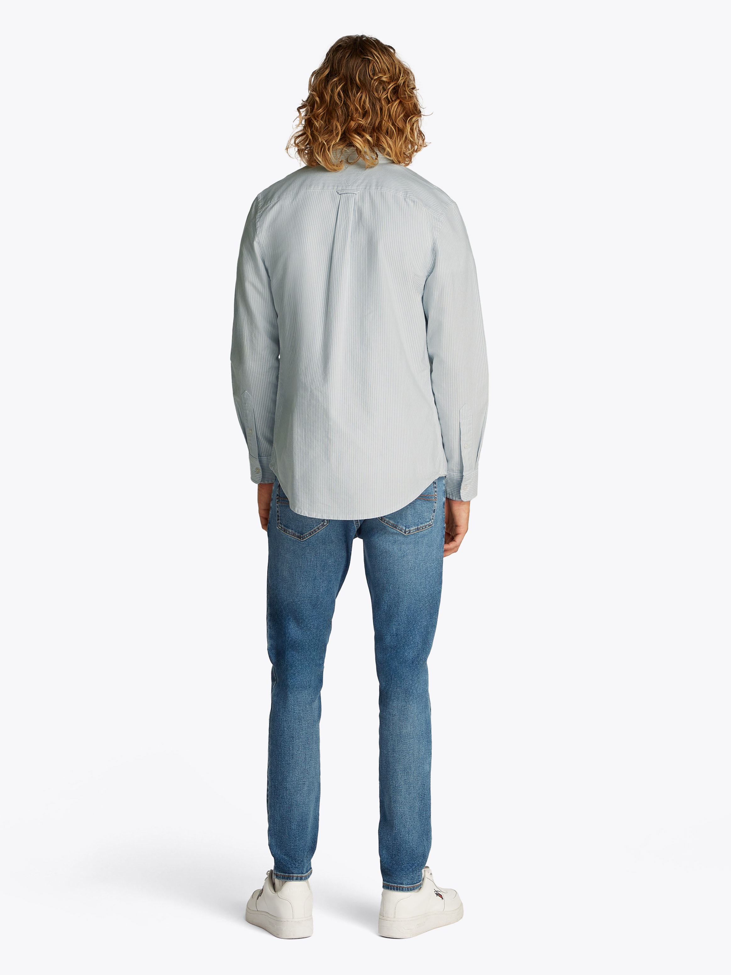 Tommy Jeans Langarmhemd »TJM SLIM STRIPE OXFORD SHIRT EXT«, Mit Button-Down-Kragen