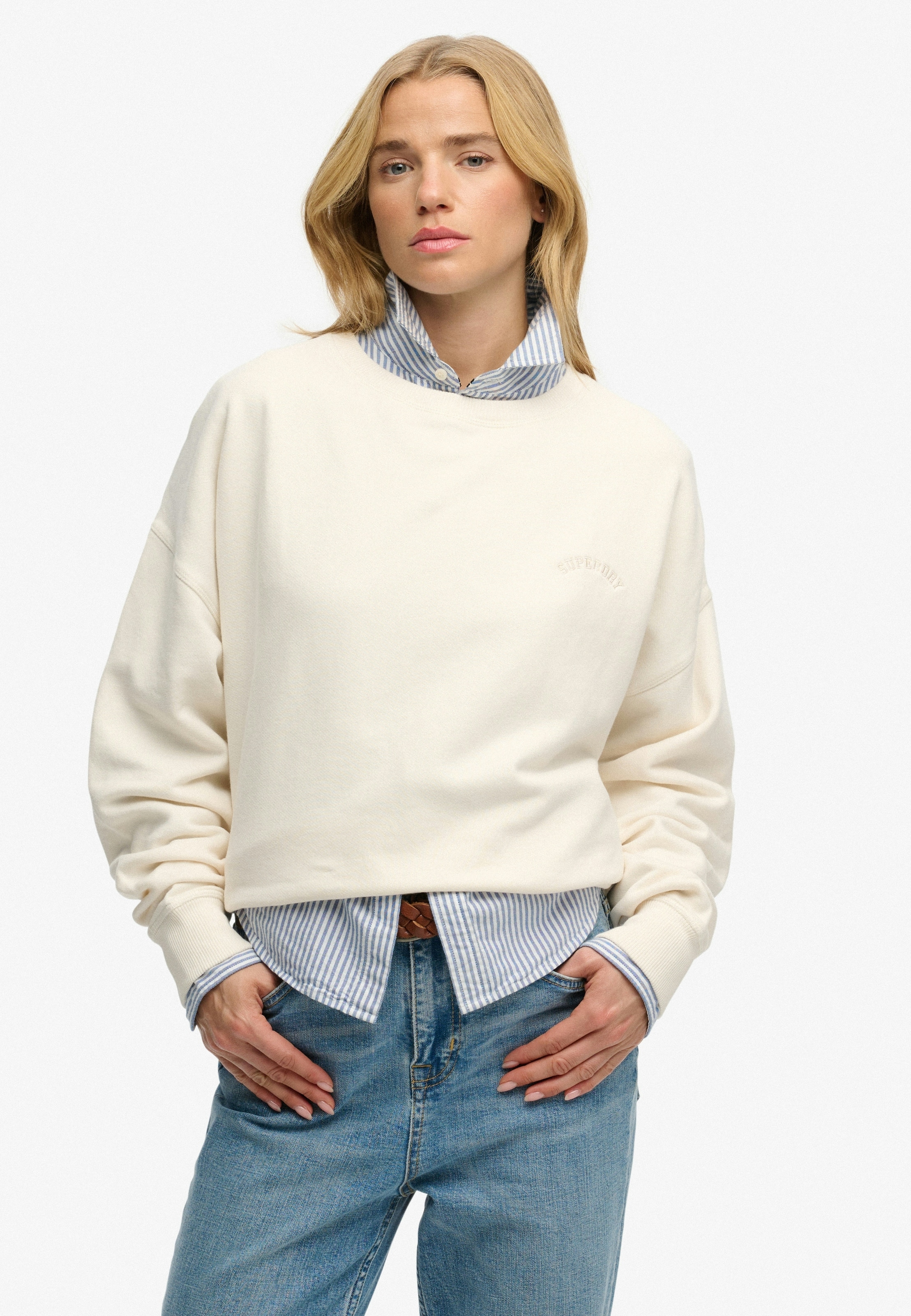 Superdry Sweatshirt »ESSENTIAL LOGO CREW«
