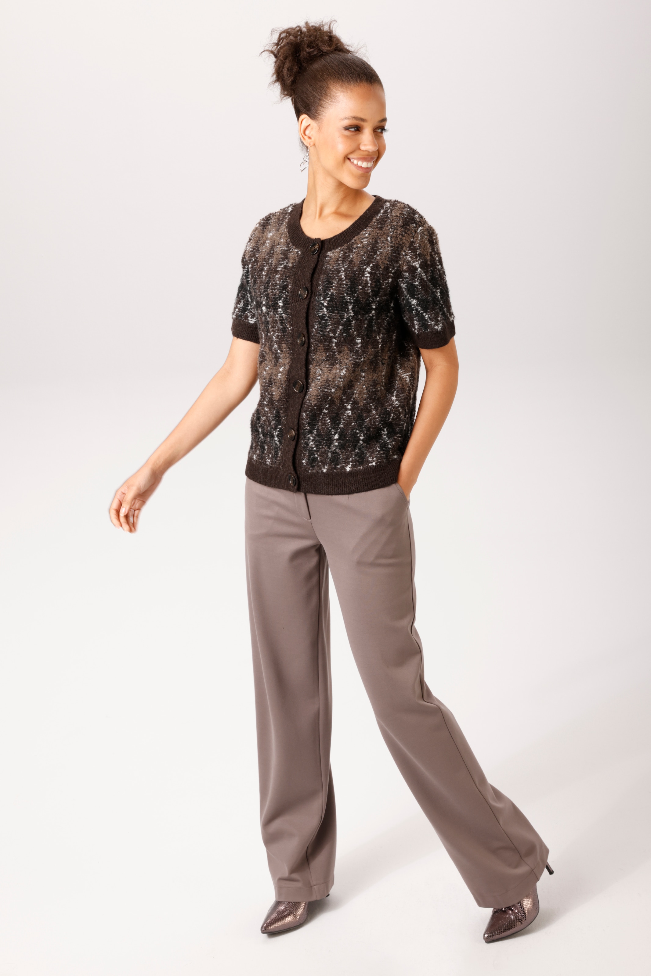 Aniston CASUAL Strickjacke mit trendfarbenen, melierten Rauten-Muster - NEUE KOLLEKTION
