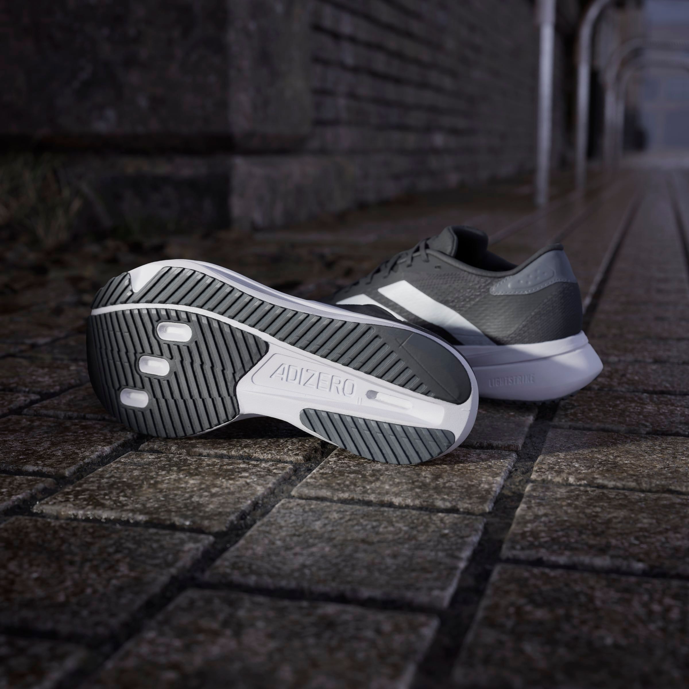 adidas Performance Laufschuh »ADIZERO SL2«
