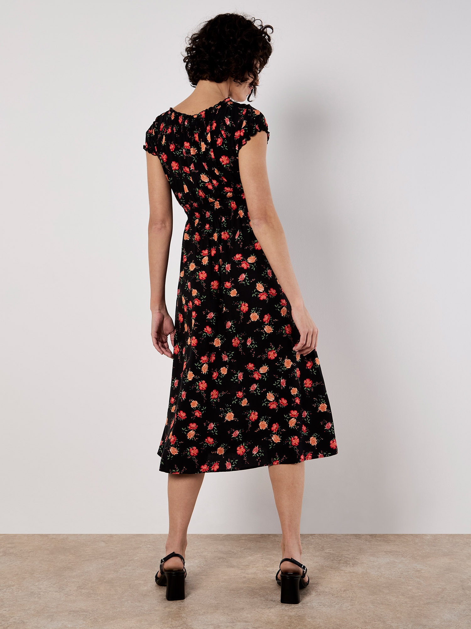 Apricot Midikleid »Midikleid« mit Smokdetails