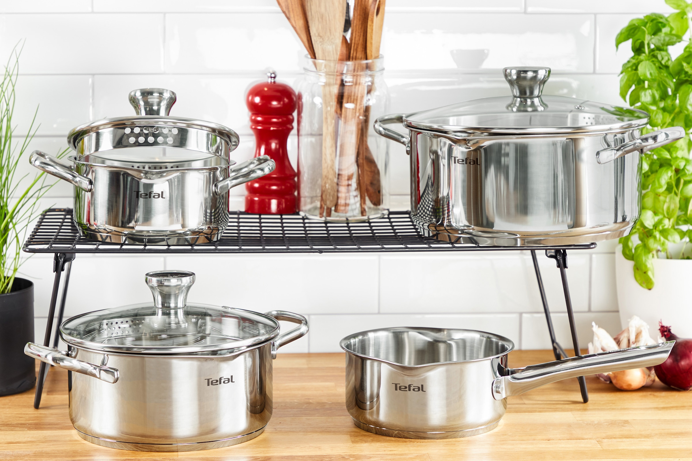 Tefal Topf-Set »Duetto Induktion, robust und hochwertig, Induktions Töpfe Set«, Edelstahl, (Set, 9 tlg., 1x Stielkasserolle 16 cm, je 1 Kochtopf mit Deckel 18/20/22/24 cm), mit Siebdeckel, für alle Herdarten geeignet