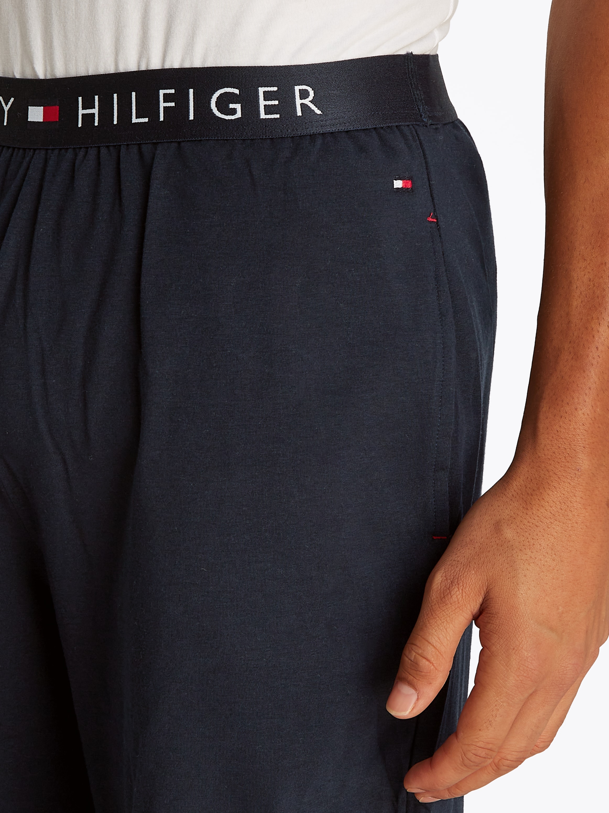 Tommy Hilfiger Underwear Pyjama »CN SS SHORT JERSEY SET«, (Set, 2 tlg., 2er), mit Logostickereien
