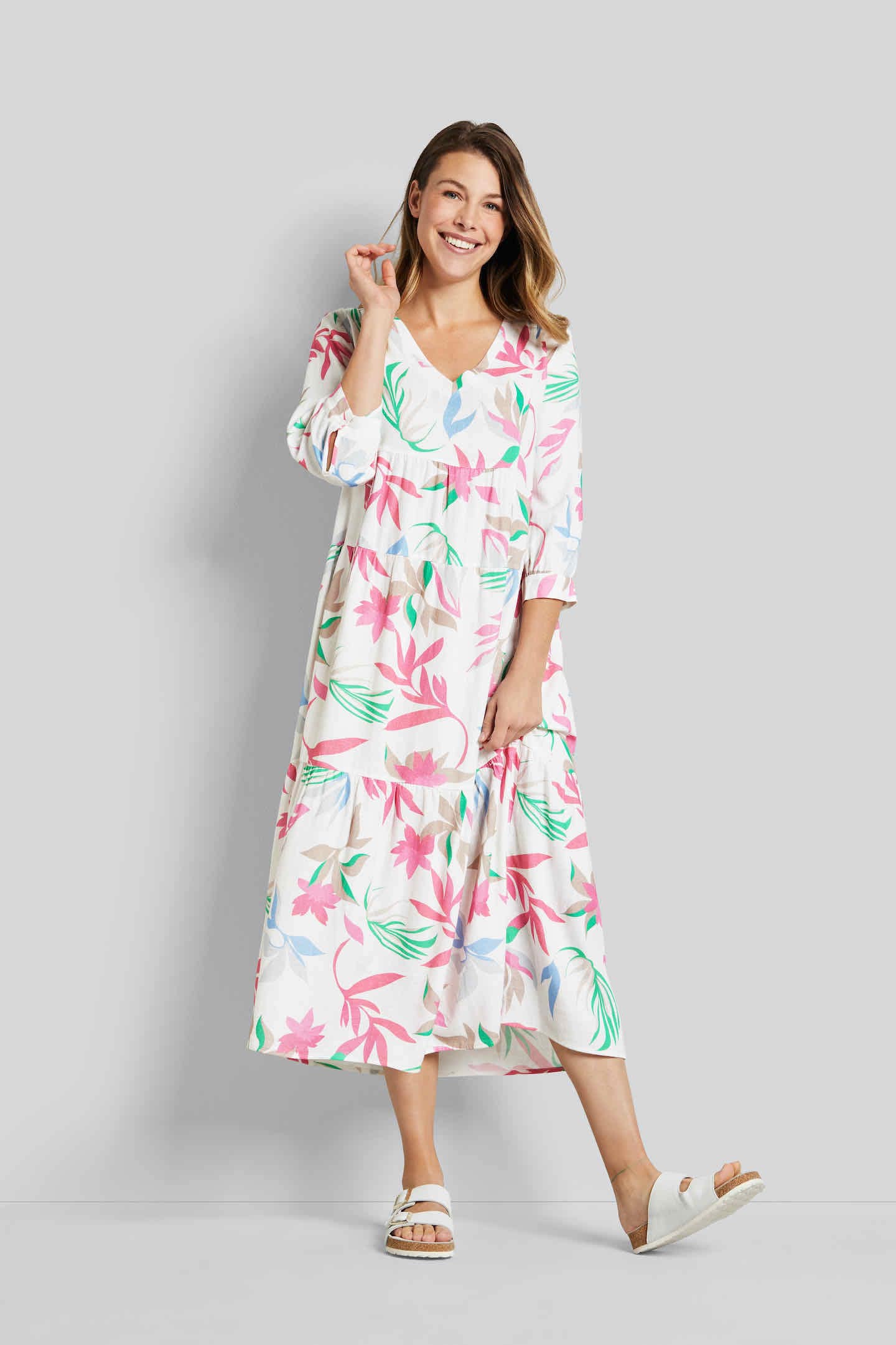 bugatti Sommerkleid, mit V-Ausschnitt online bei OTTO
