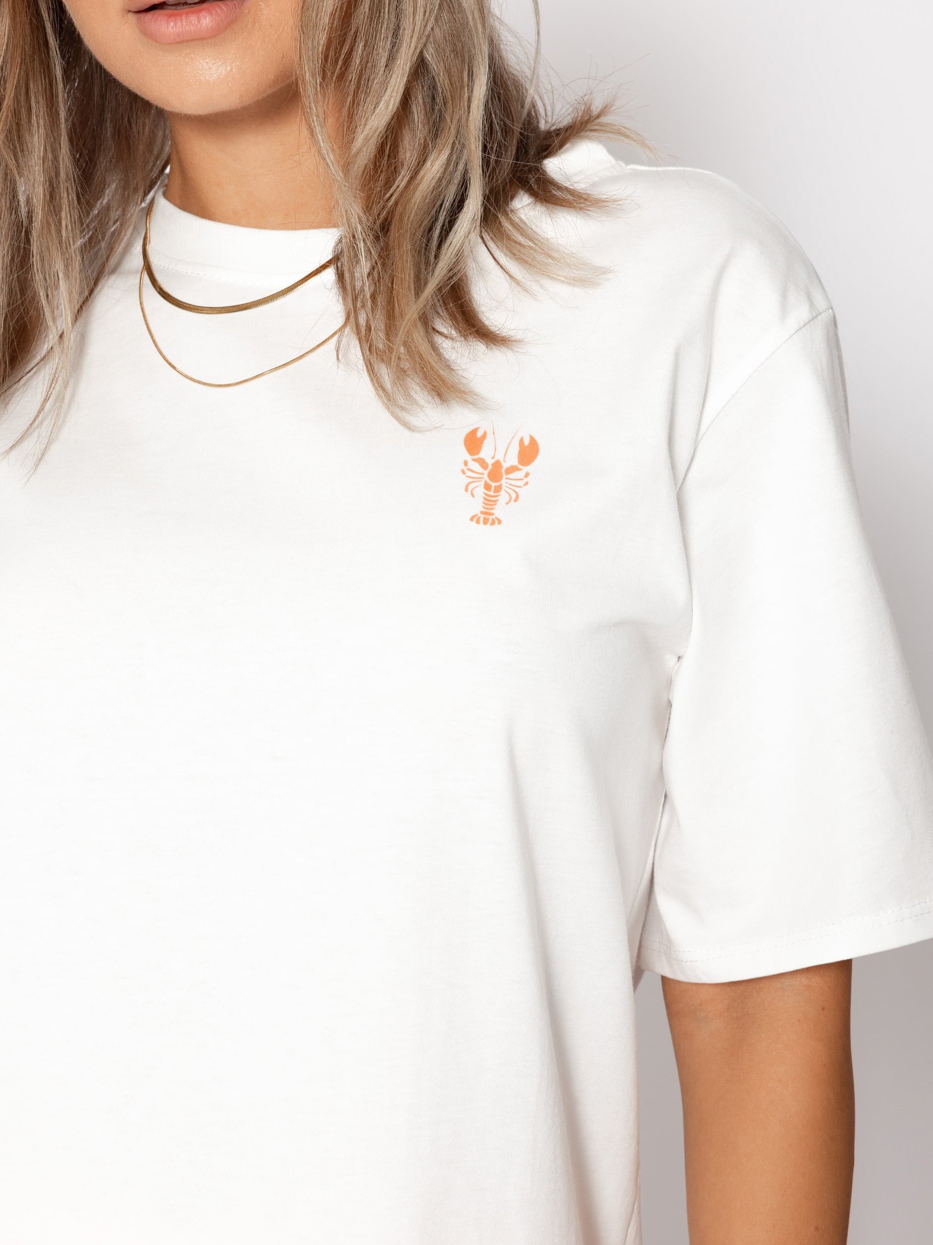 SASSYCLASSY Oversize-Shirt »Oversize T-Shirt mit Print« Lässiges T-Shirt im Oversized Fit mit auffälligem Rückenprint weiß