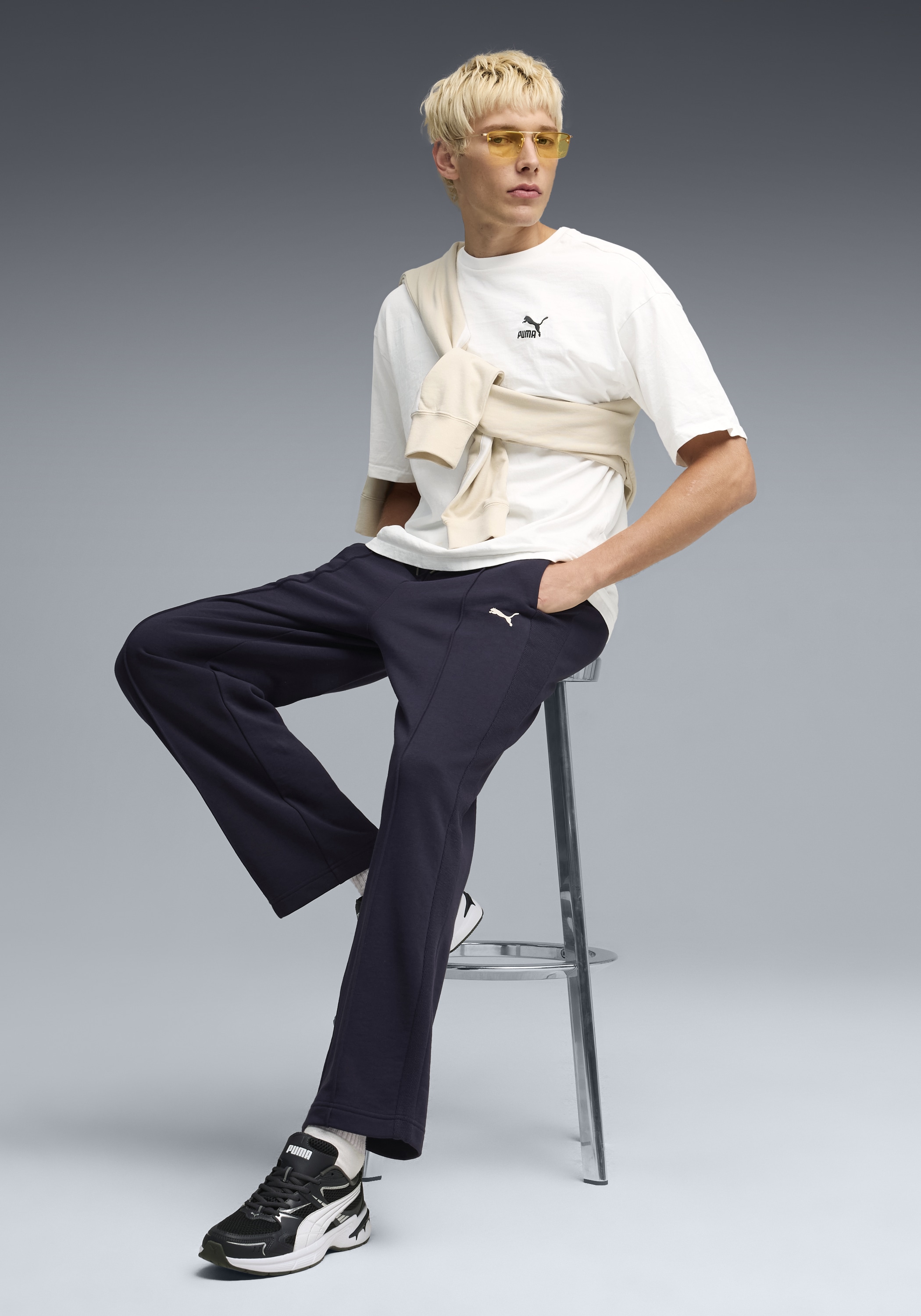 PUMA Trainingshose »CLASS RELAXED PINNACLE TRACK PANTS TR«  mit Eingrifftaschen, sportlicher Stil