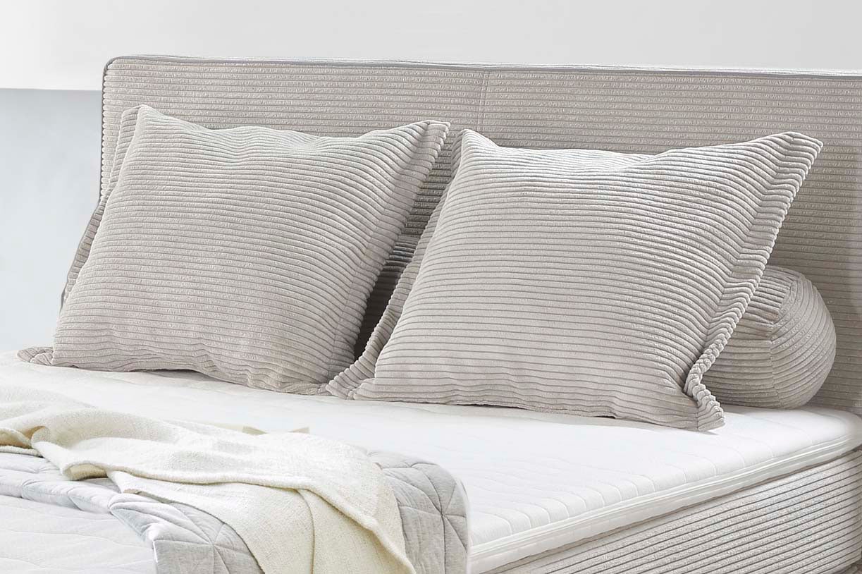 Jockenhöfer Gruppe Boxspringbett »Romy erhältlich in 140 & 180cm Breite« Cordstoff, 7-Zonen-TTFK-Matratze, KS-Topper, Echtholzfüße