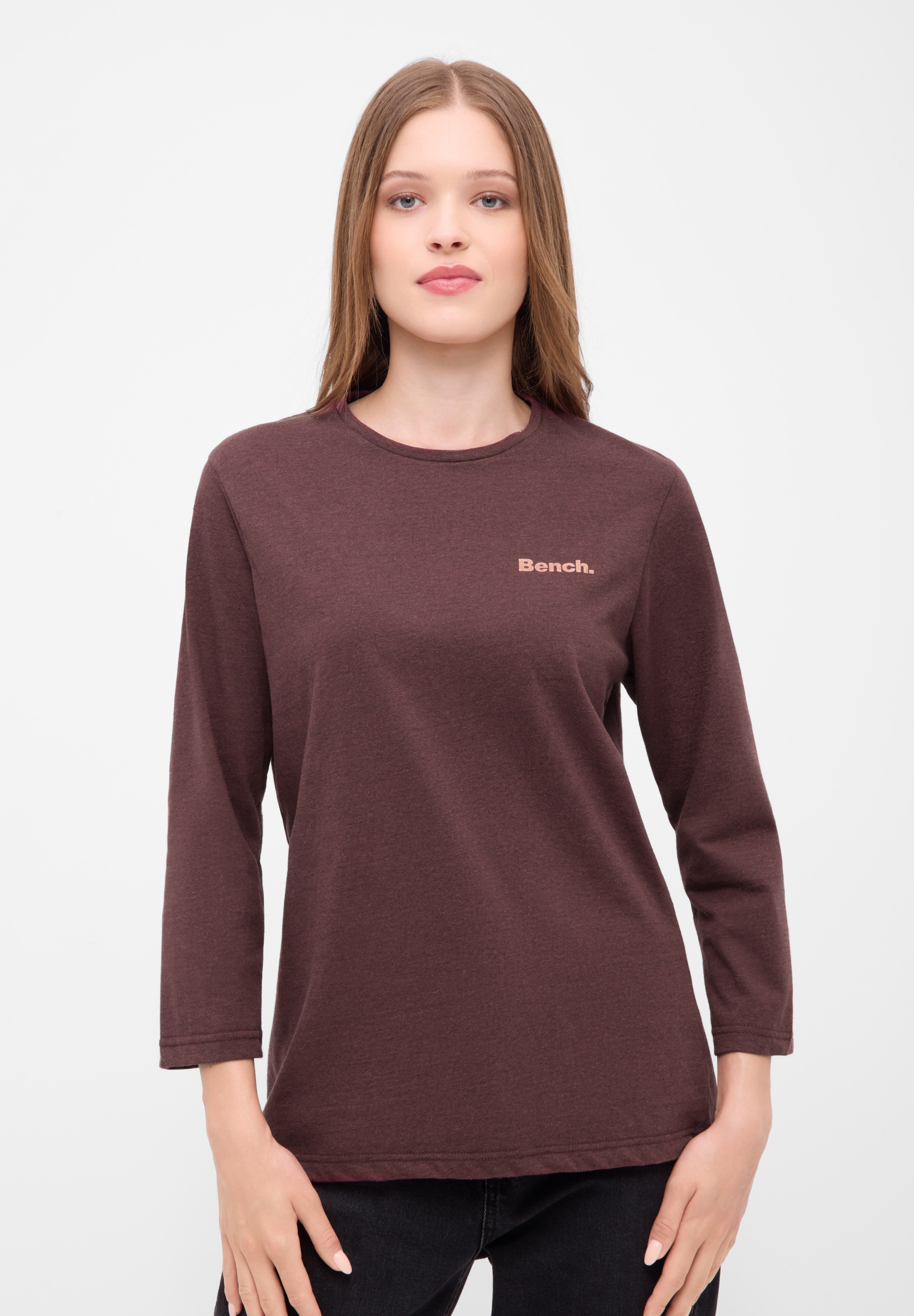 Bench. 3/4-Arm-Shirt »ROMILEY«, tailliertes Basic mit 3/4 Arm und Logoprint im Metallic-Holo Stil
