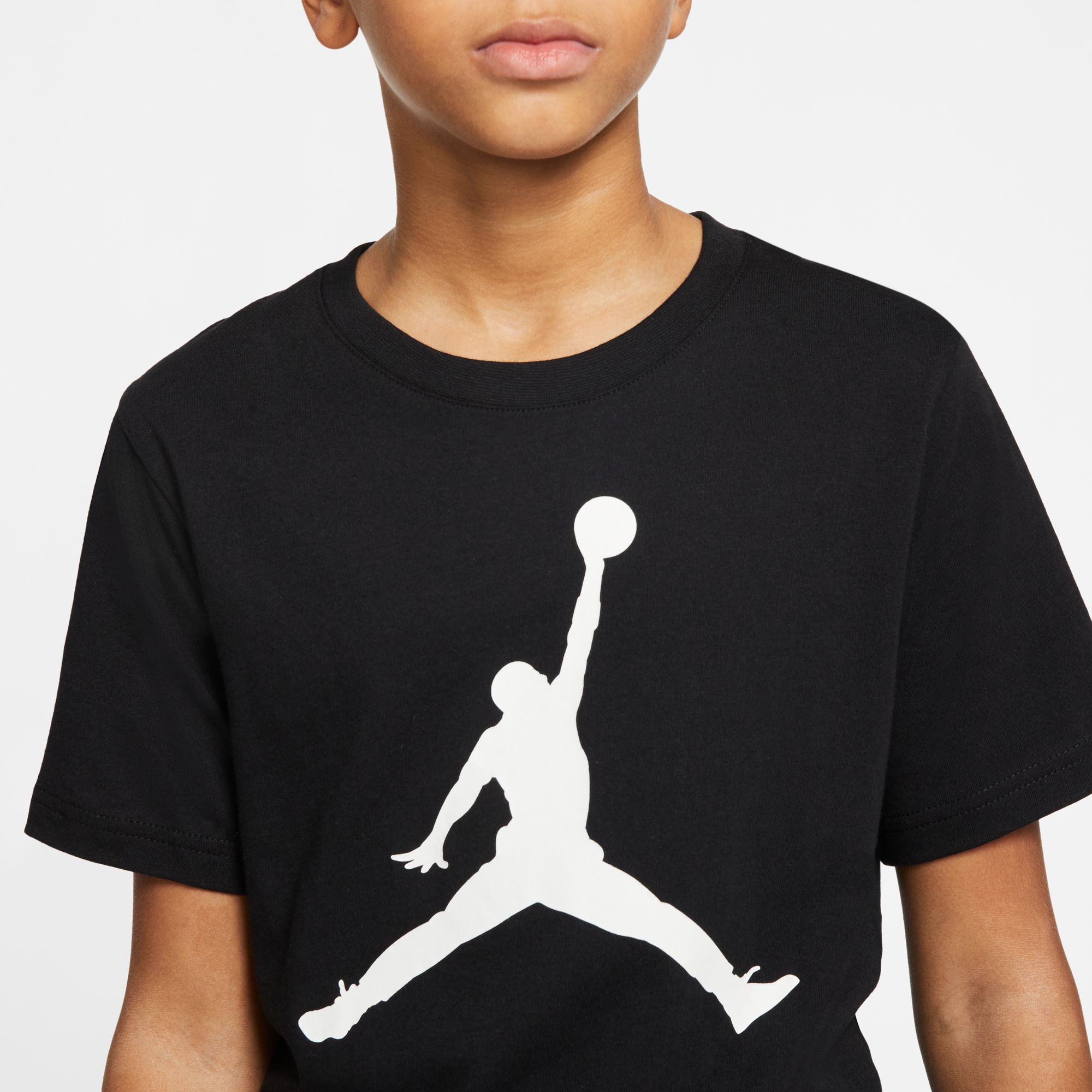 Jordan T-Shirt »JUMPMAN TEE« sportlicher Look, aus Baumwolle und Polyester, weiches Jersey-Material