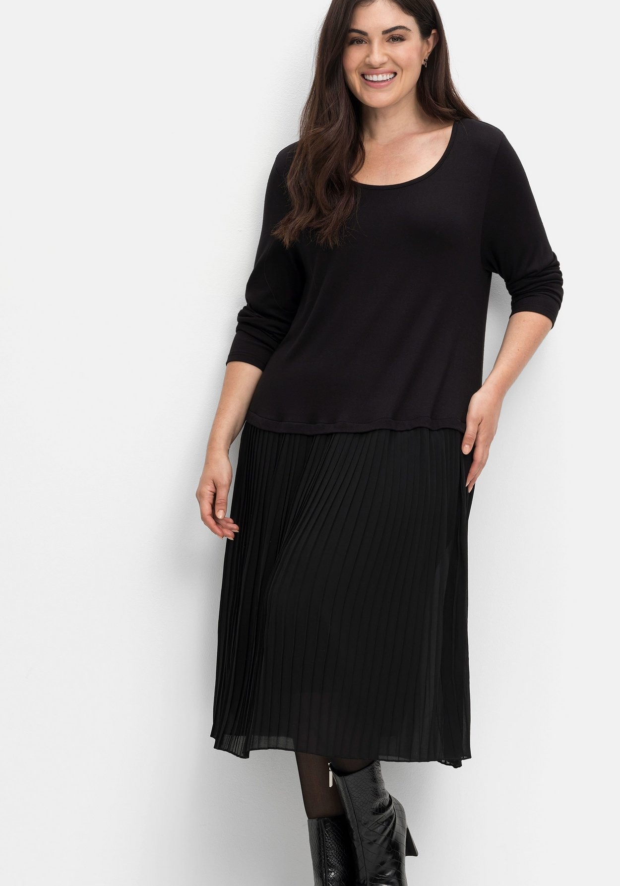 Sheego Strickkleid »Strickkleid mit Plisseerock aus Chiffon«