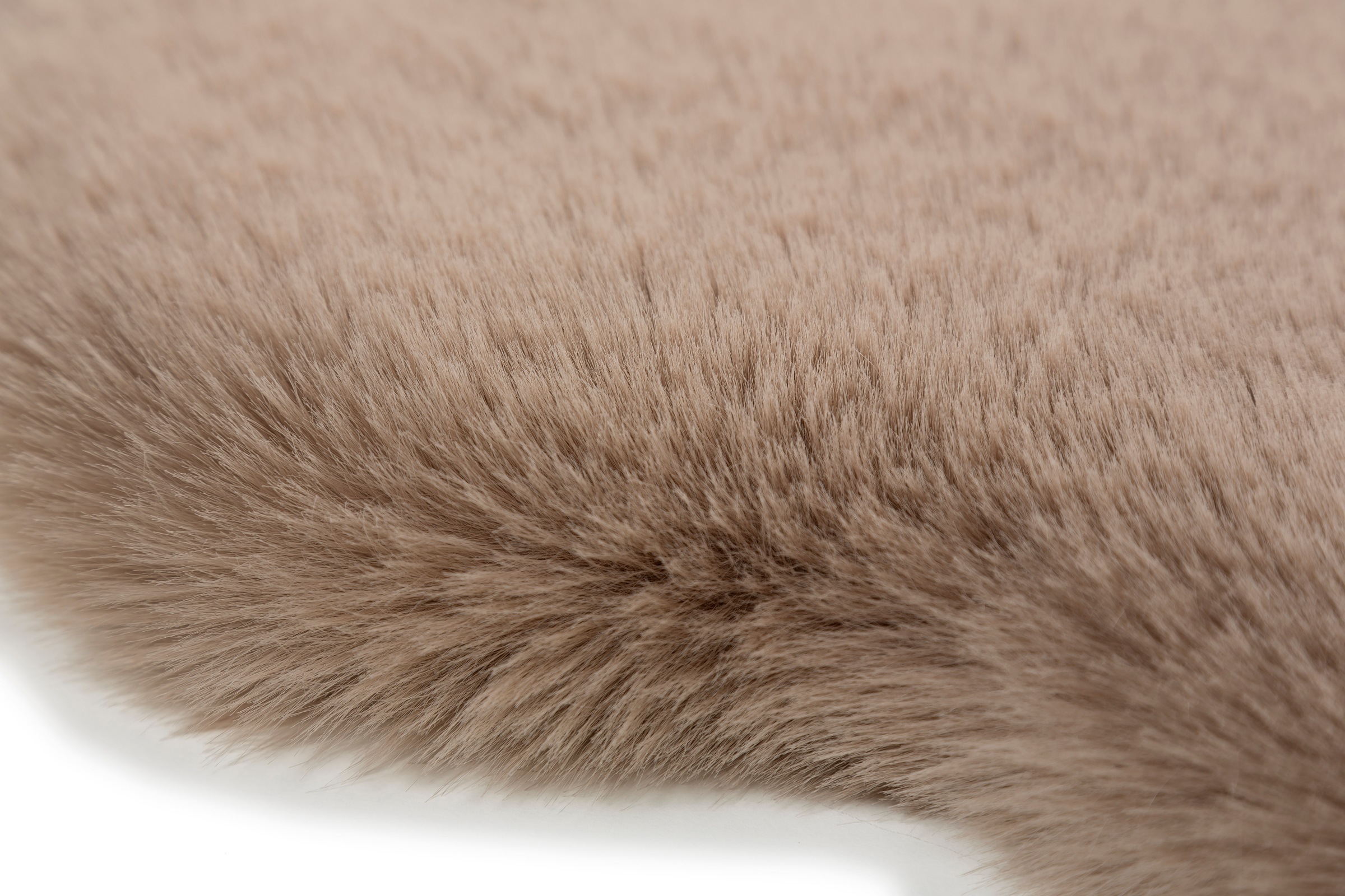 SCHÖNER WOHNEN-Kollektion Hochflor-Teppich »Tender deluxe 6286«, fellförmig, 50 mm Höhe, Dekofell, Fellteppich, flauschig, waschbar, Schöner Wohnen Kollektion