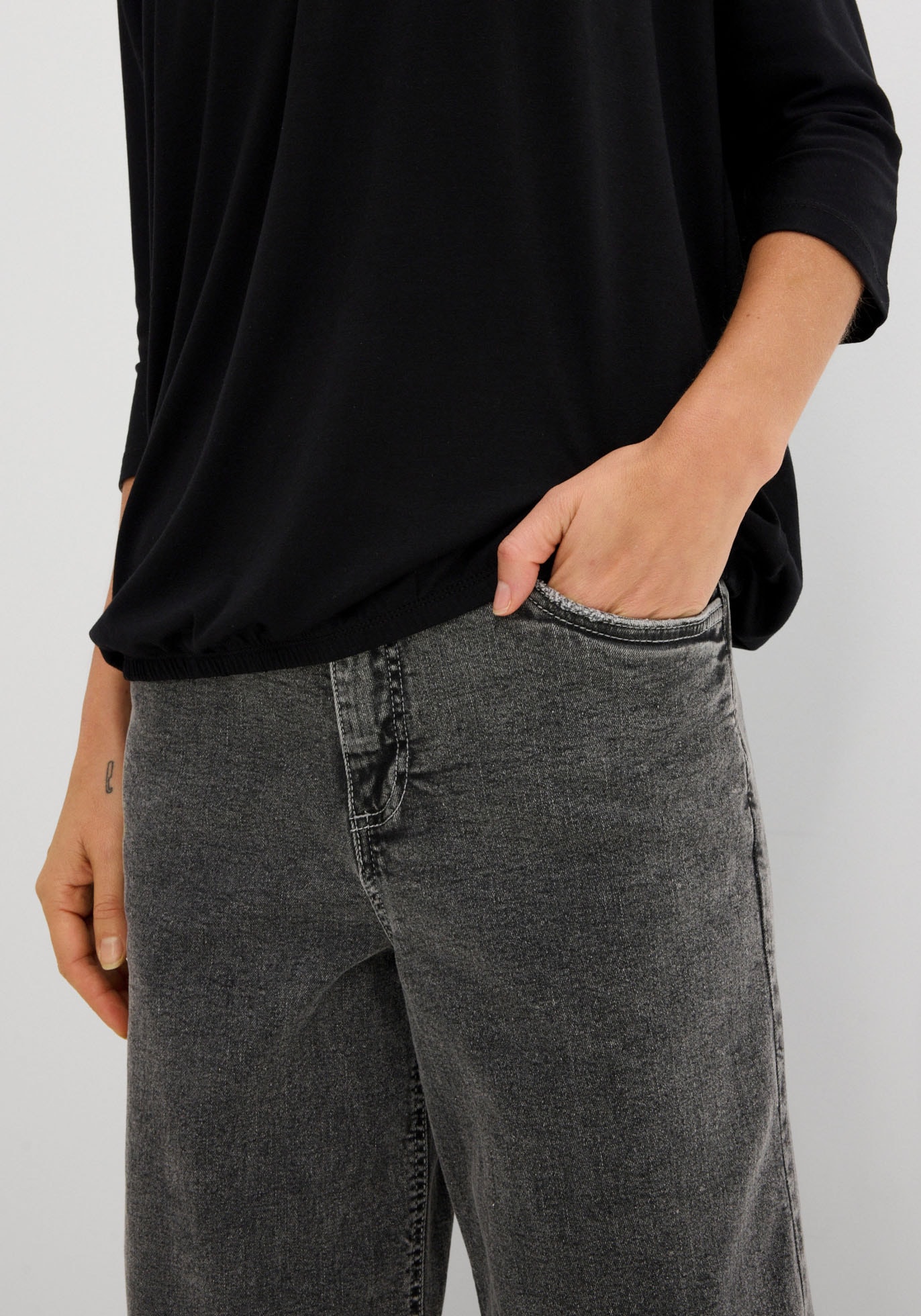 bonprix Oversize-Shirt »Oversize-Shirt aus Viskose-Mix« lässig geschnittene Passform, mit Fledermausärmeln, aus Viskose-Mix