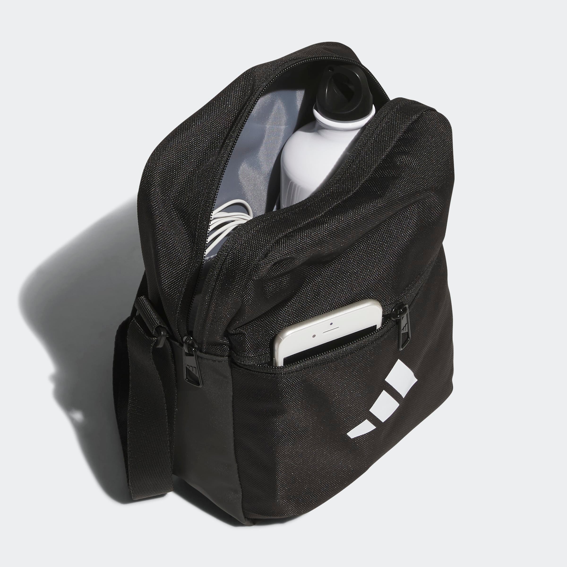 adidas Performance Sporttasche »ESSENTIALS ORGANIZER« für Erwachsene, aus Polyester, mit Schulterriemen