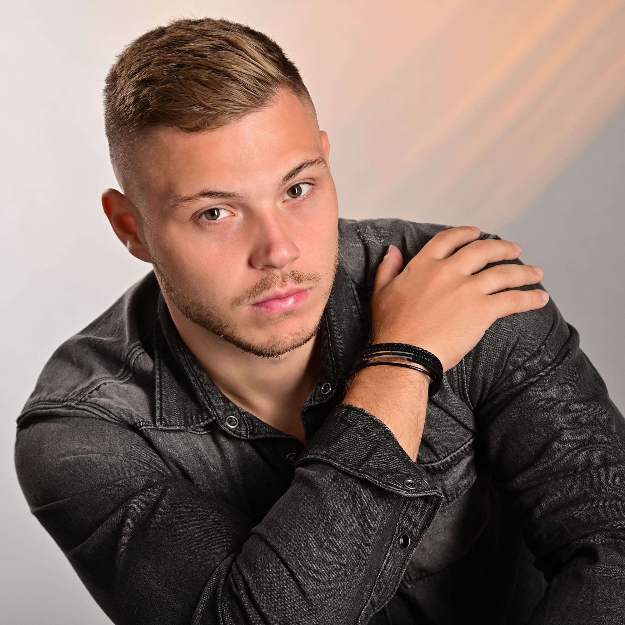 Adelia´s Lederarmband »Herren Armband ¿ Lederarmband aus Leder 19 cm«