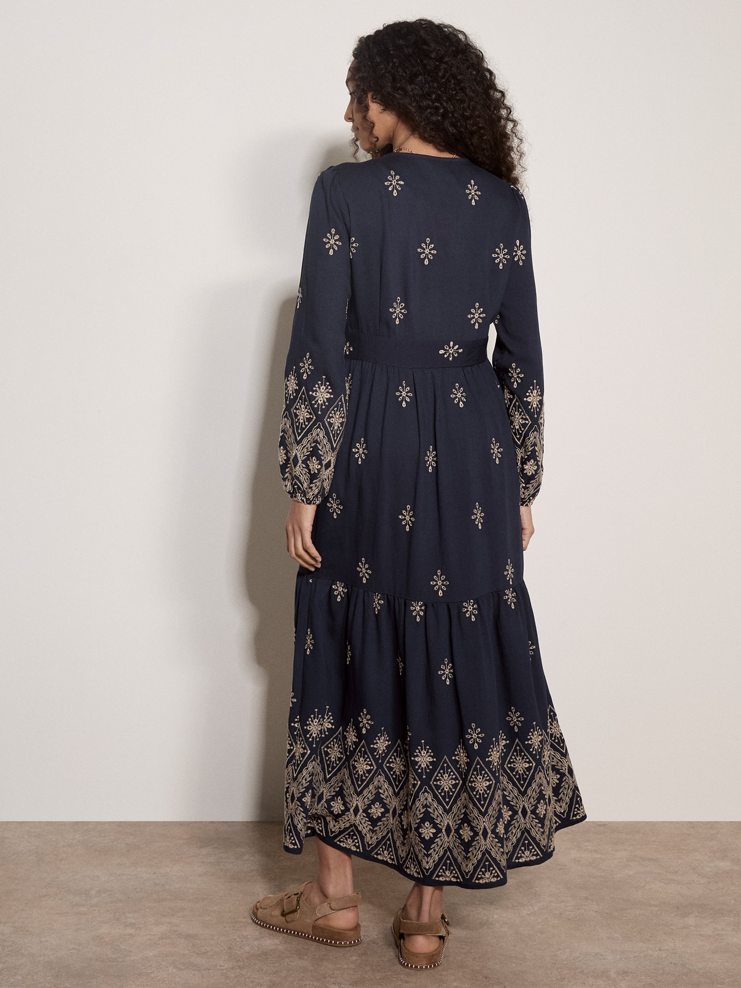 Apricot Maxikleid »Maxikleid« Stickerei
