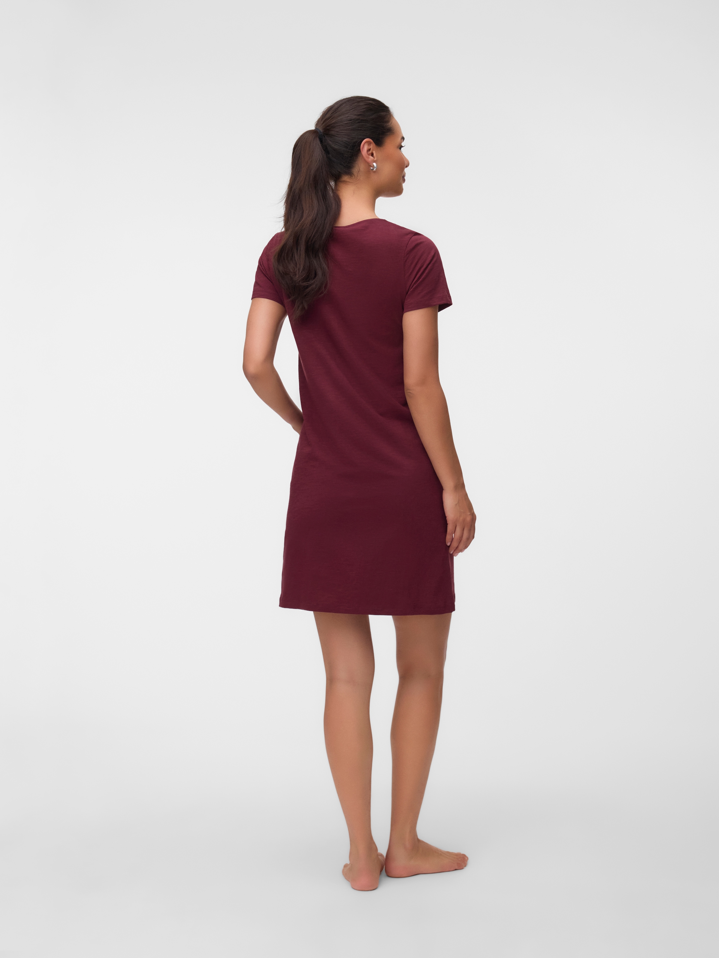 Mamalicious Umstandsnachthemd »MLMIRA SOLID JRS NIGHTGOWN 2F A. E. NOOS« aus Baumwolle, Regular Fit, mit Rundhalsausschnitt, kniefrei