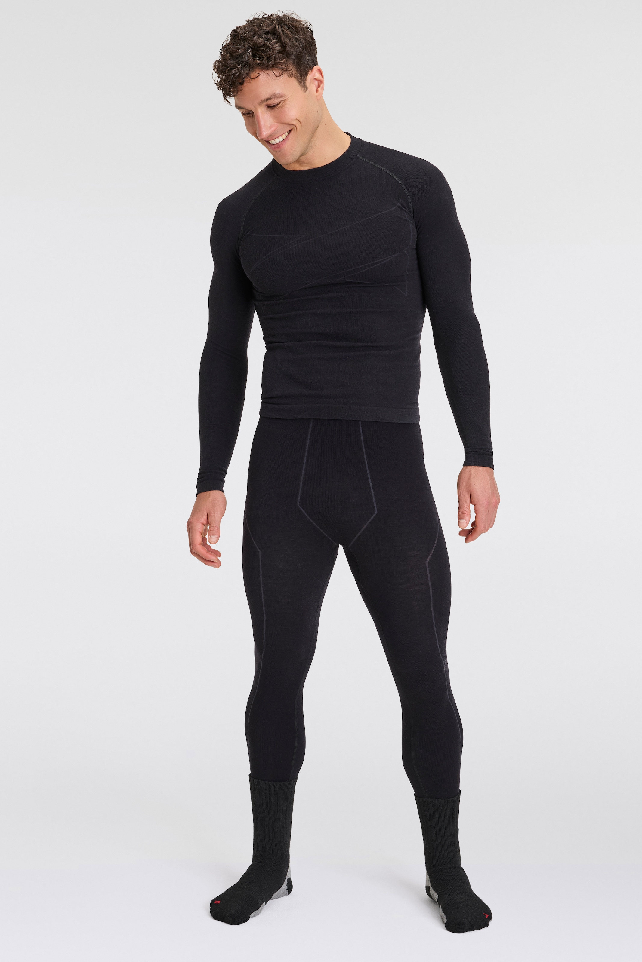 XTREME sockswear Unterhemd »MEN THERMAL WOOL UNDERSHIRT«, mit Merinowoll-Anteil hohem Rundhals-Ausschnitt für kalte Temperaturen