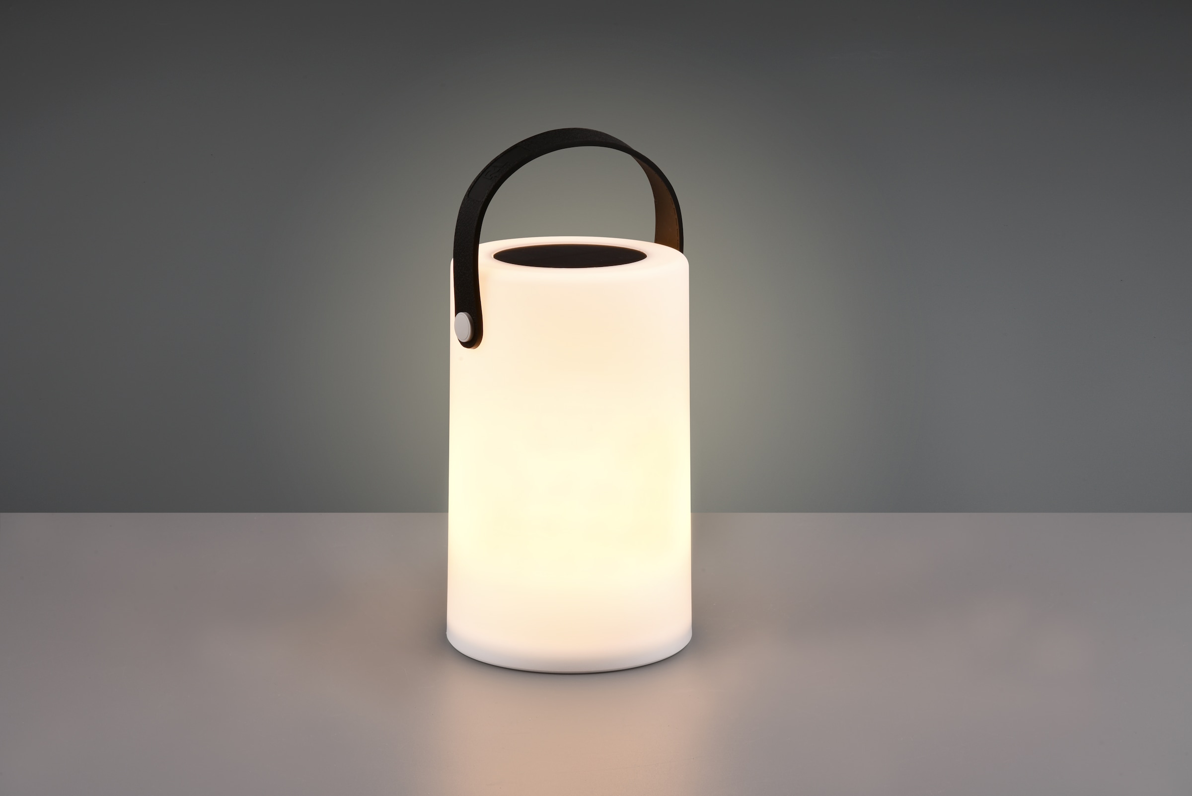 REALITY Leuchten LED Außen-Tischleuchte »GARCIA, Outdoor Tischlampe mit Tragegriff, Akku Solarbetrieb, IP44« LED-Board 1 Stk. Warmweiß USB-Ladeanschluss, RGBW Farbwechsel, Höhe 20 cm Ø 13cm, Schalter