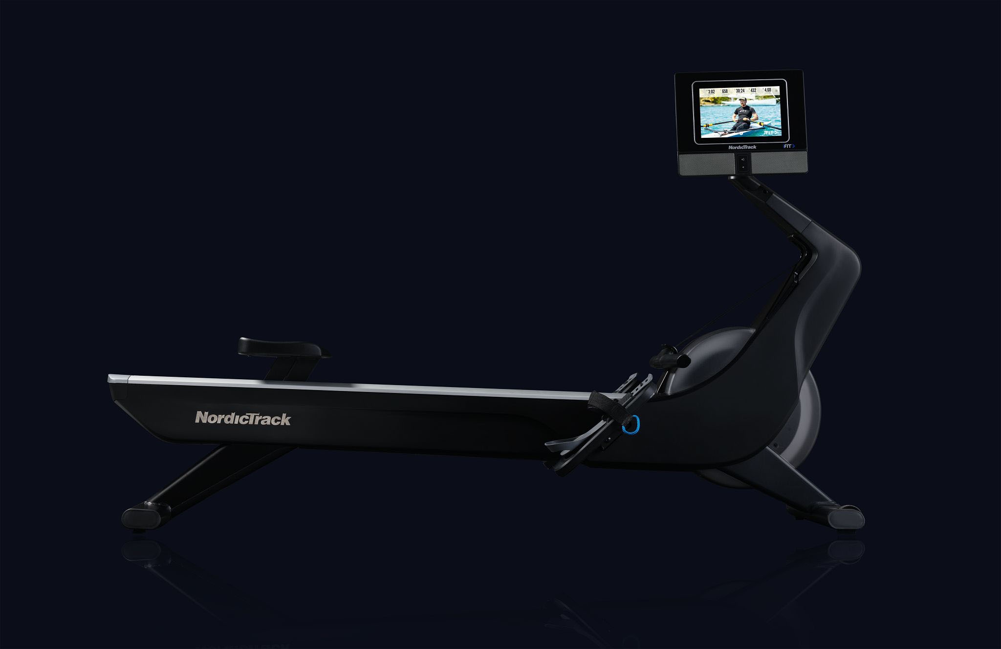 NordicTrack Rudergerät »NordicTrack RW700«, (iFIT-fähiger Rower mit schwenkbarem 10'' Touchscreen), Rudermaschine, 26 Widerstandsstufen, Magnetbremssystem