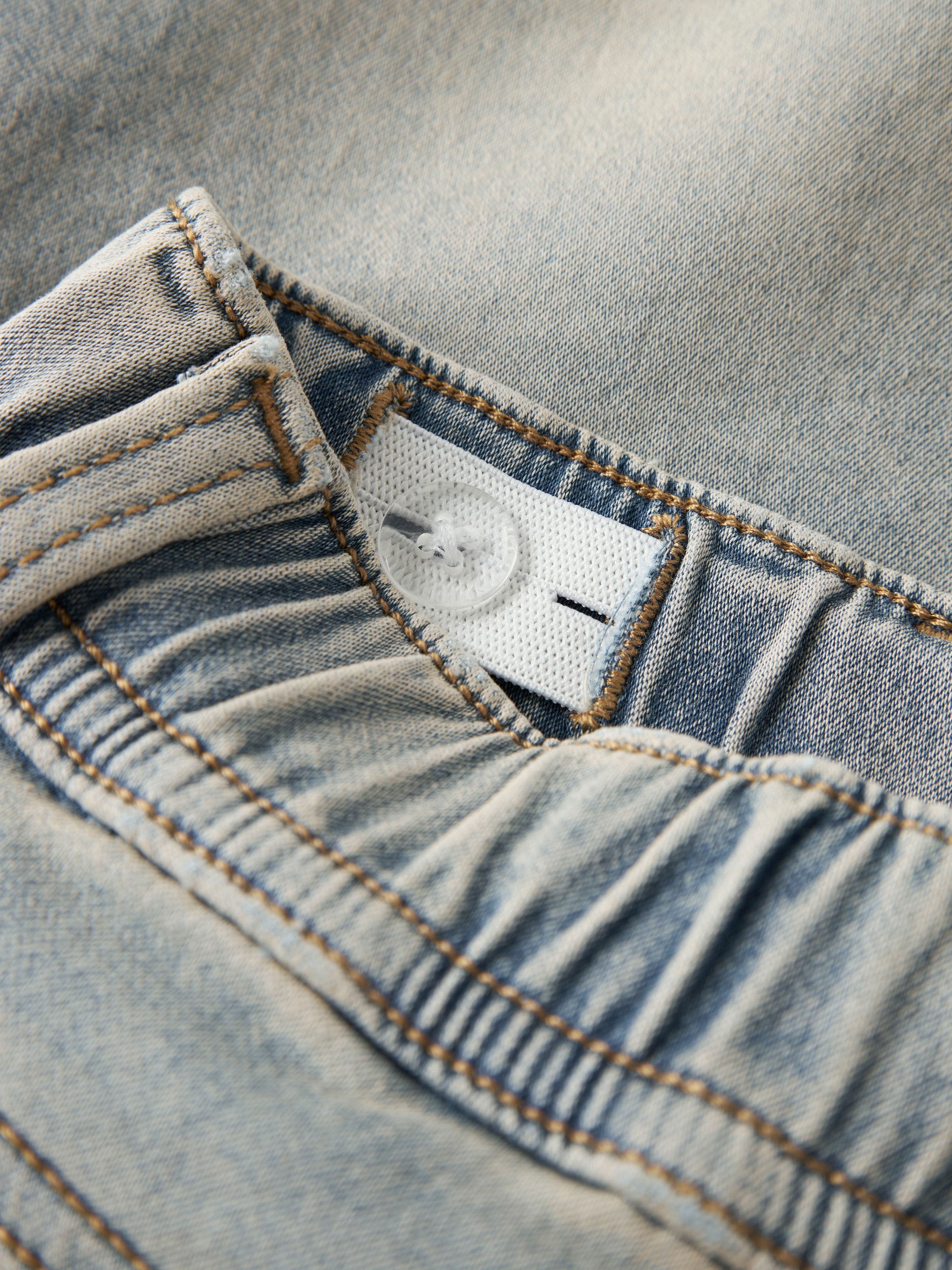 Name It Jeansshorts »NKMRYAN JOGGER DNM L SHOR« Baumwollmischung, elastisches Bündchen, verstellbar