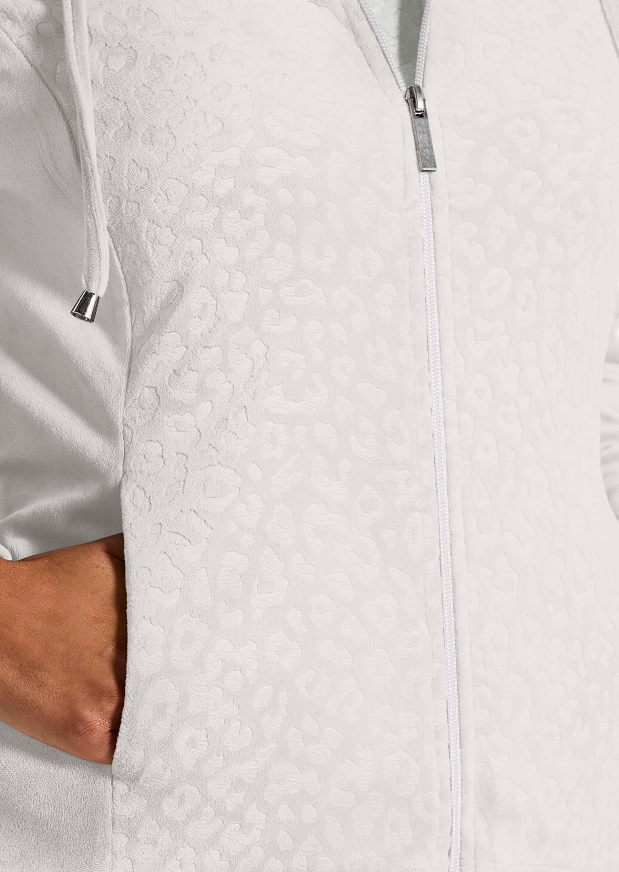 MADELEINE Kurzjacke »Sweatjacke Flauschige Nickijacke mit Reißverschluss« Weiche Nicki-Qualität