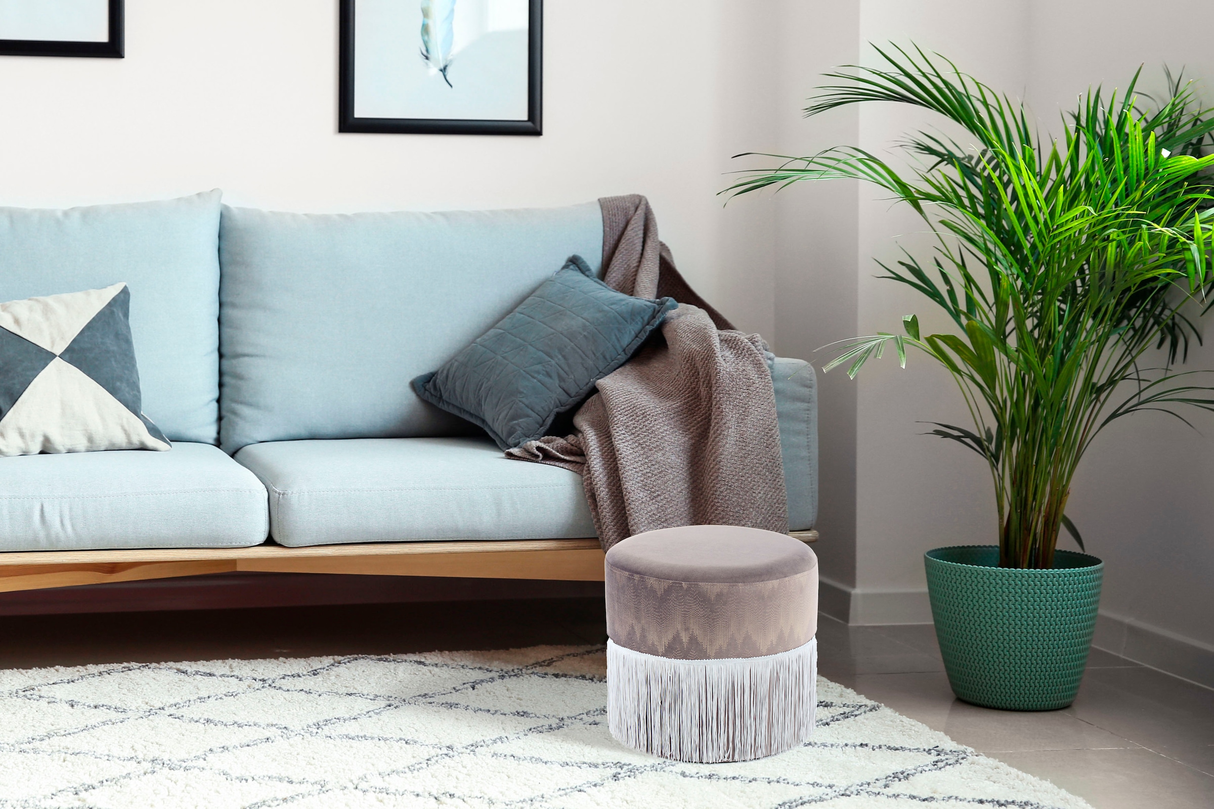 Kayoom Sitzhocker »Hocker Cleopatra 825, mit samtigem Bezug«, (1 St.), verziert, orientalisches Design, modern gestaltet
