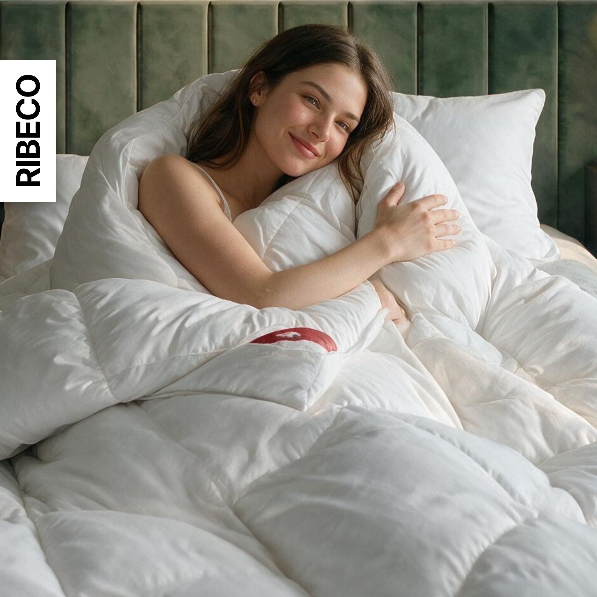 RIBECO Federbettdecke »Bettdecke extra prall in 135x200 und 155x220cm Topseller,« extrawarm Füllung 100% Federn 1 Stk. tlg. Bettdecke, extra warm, Made in Germany, mit gratis 80x80 cm Kissen