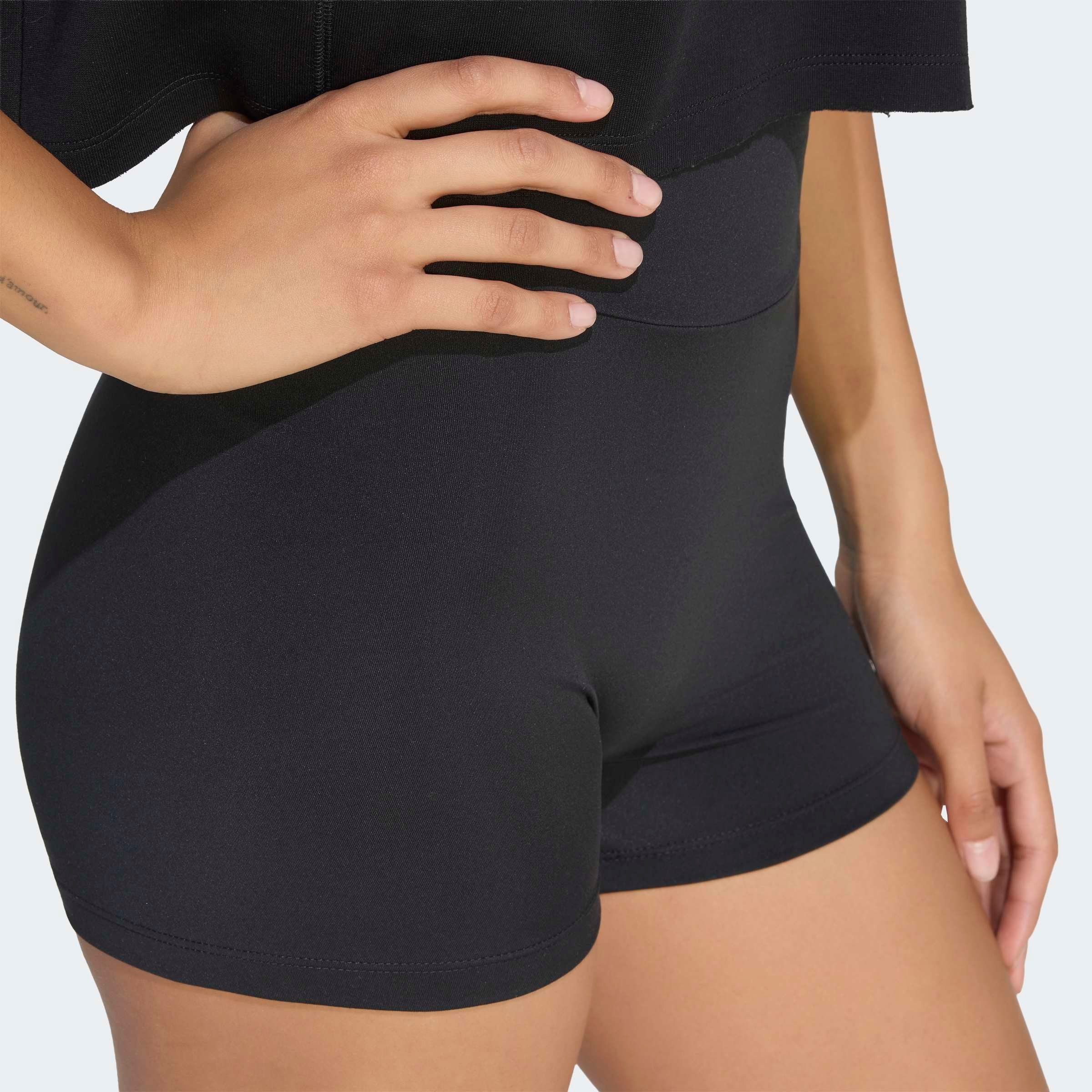 adidas Originals Shorts »ESS PES SHORTS«