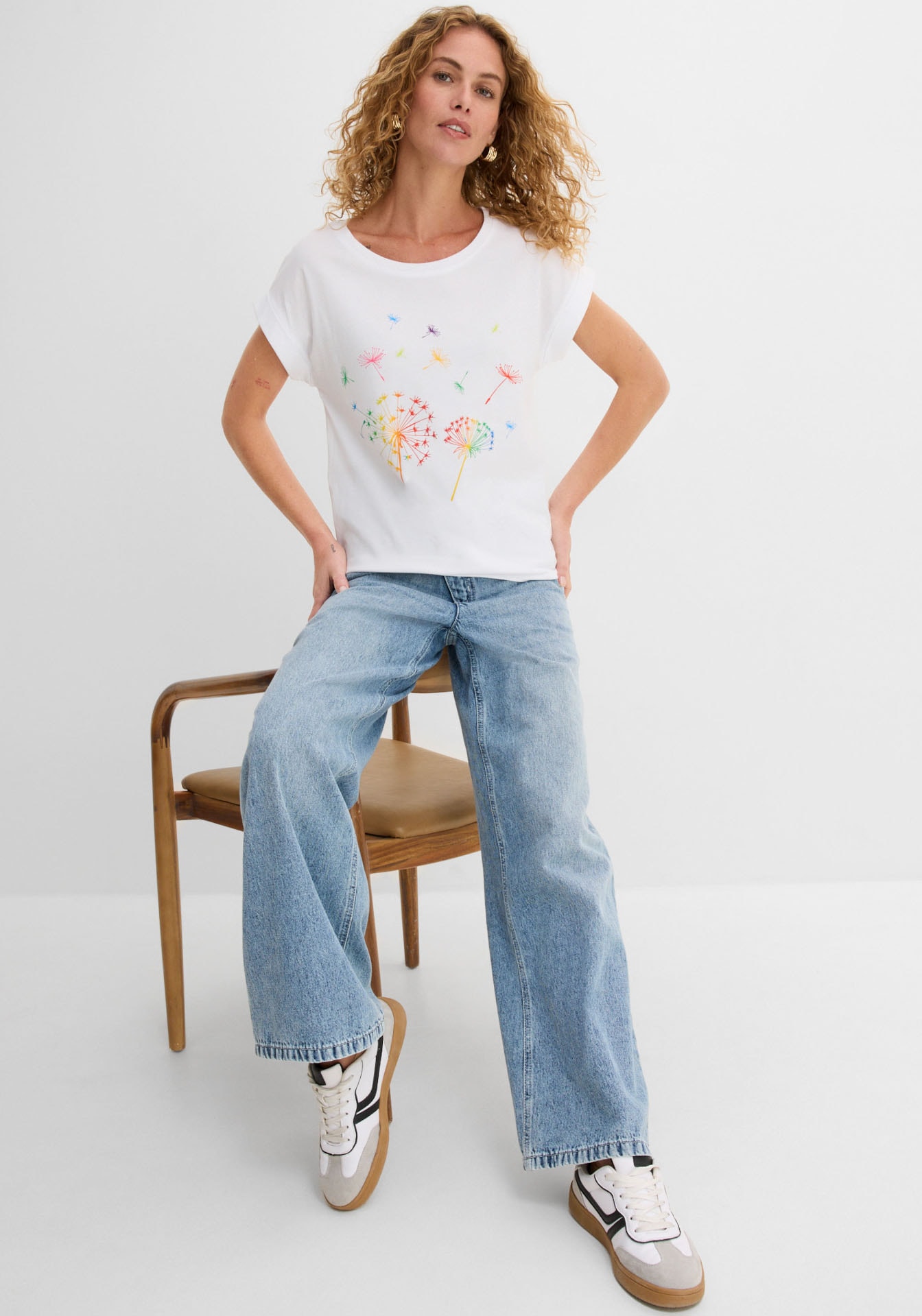 bonprix T-Shirt bequeme Passform, Kurzarm-Design, aus Baumwolle