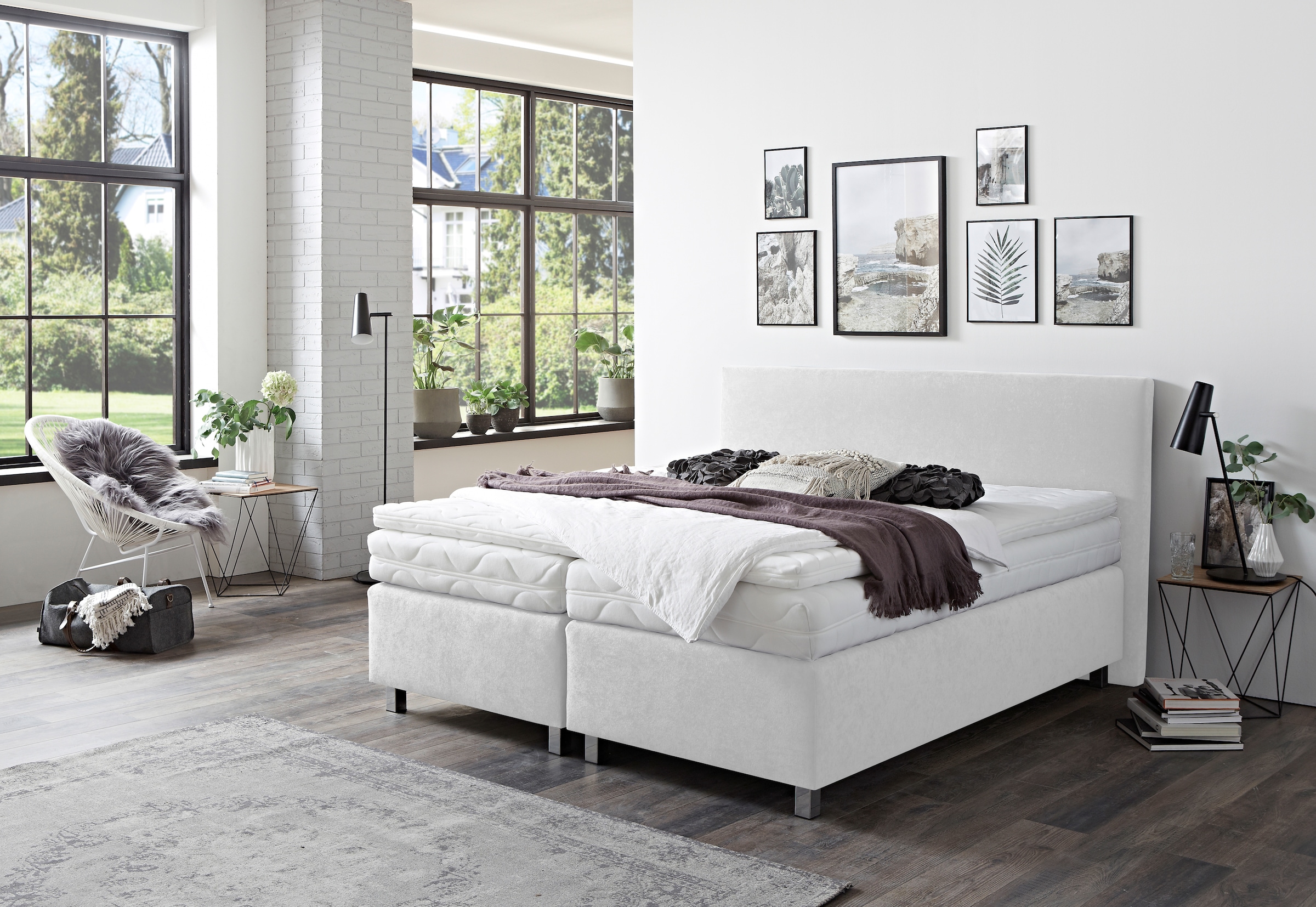 Westfalia Schlafkomfort Boxspringbett »Florenz in den Breiten 160x200, 180x200cm & 200x200cm« Verchromte Metallfüße, die die Kopfteilform aufgreifen