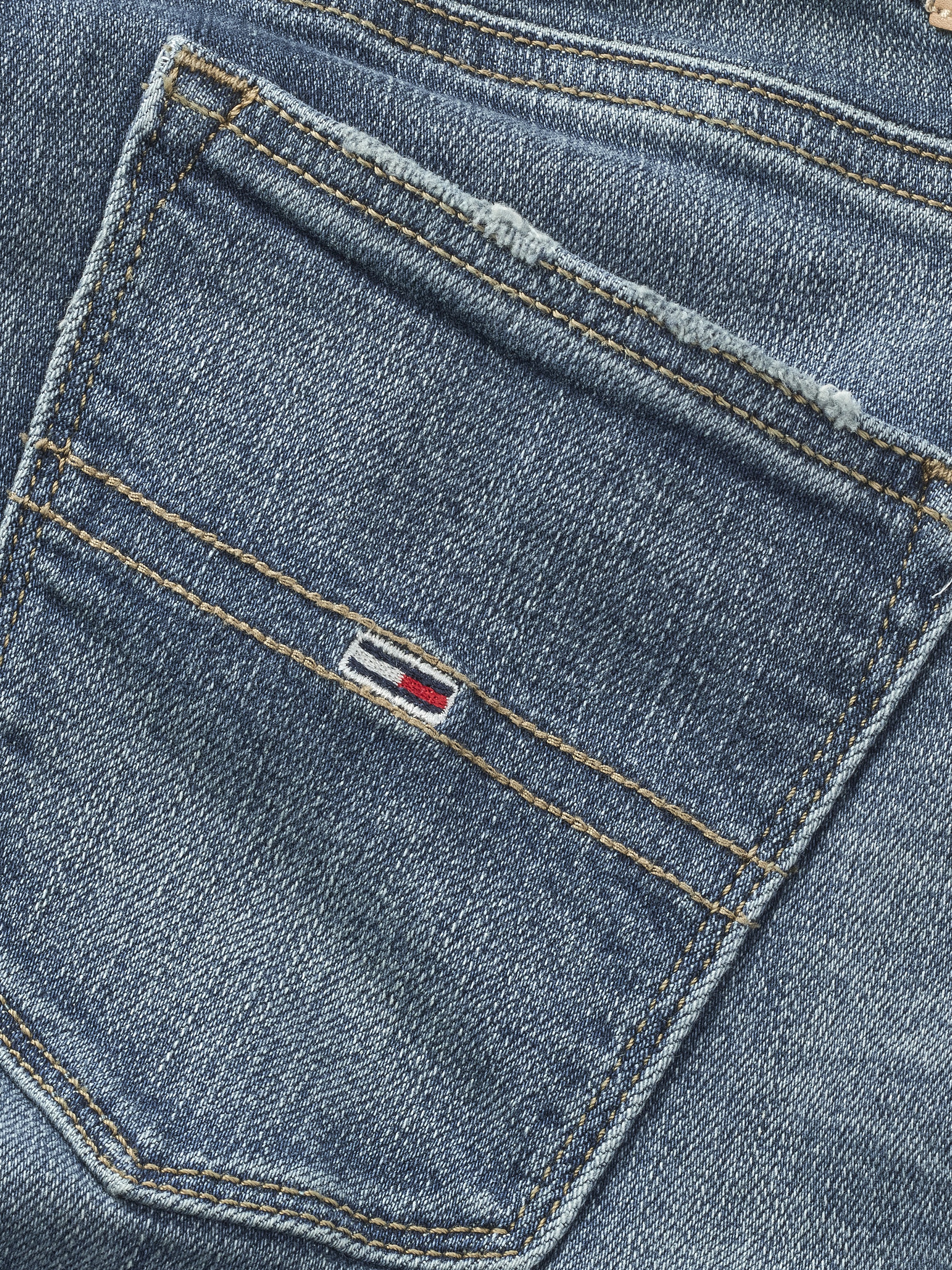 Tommy Jeans Skinny-fit-Jeans »NORA MR SKNY«, mit Waschung, mit Logo-Badge