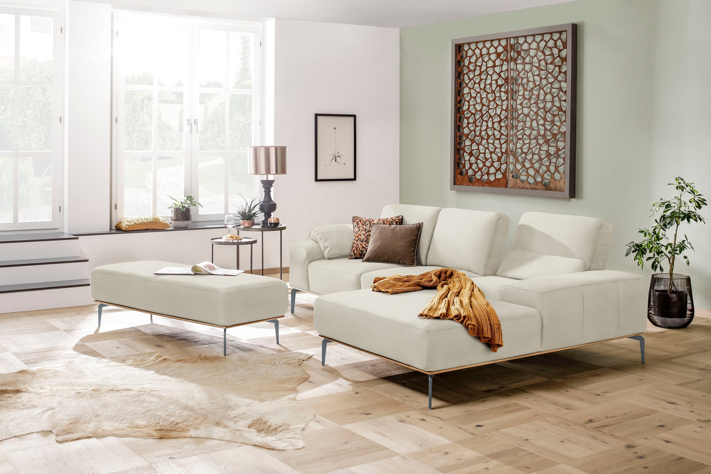 W.SCHILLIG Ecksofa »run, Designsofa mit tollem Sitzkomfort, bequem, L-Form«, mit elegantem Holzsockel, Füße in Silber matt, Breite 279 cm
