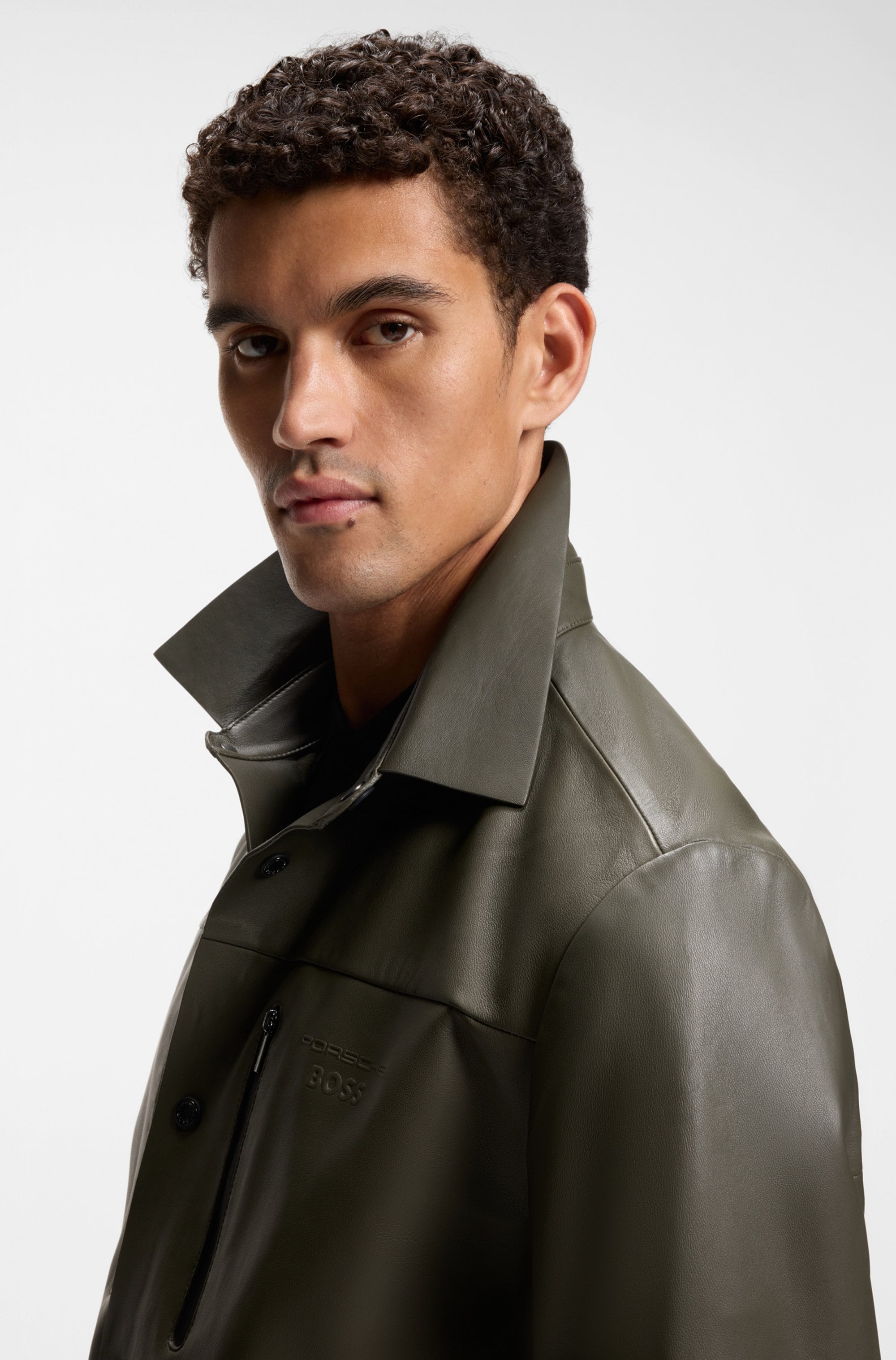 BOSS GREEN Hemdjacke »Porsche Spirit 70 Capsule Collection« aus Nappaleder, Premium Herrenmode Limited