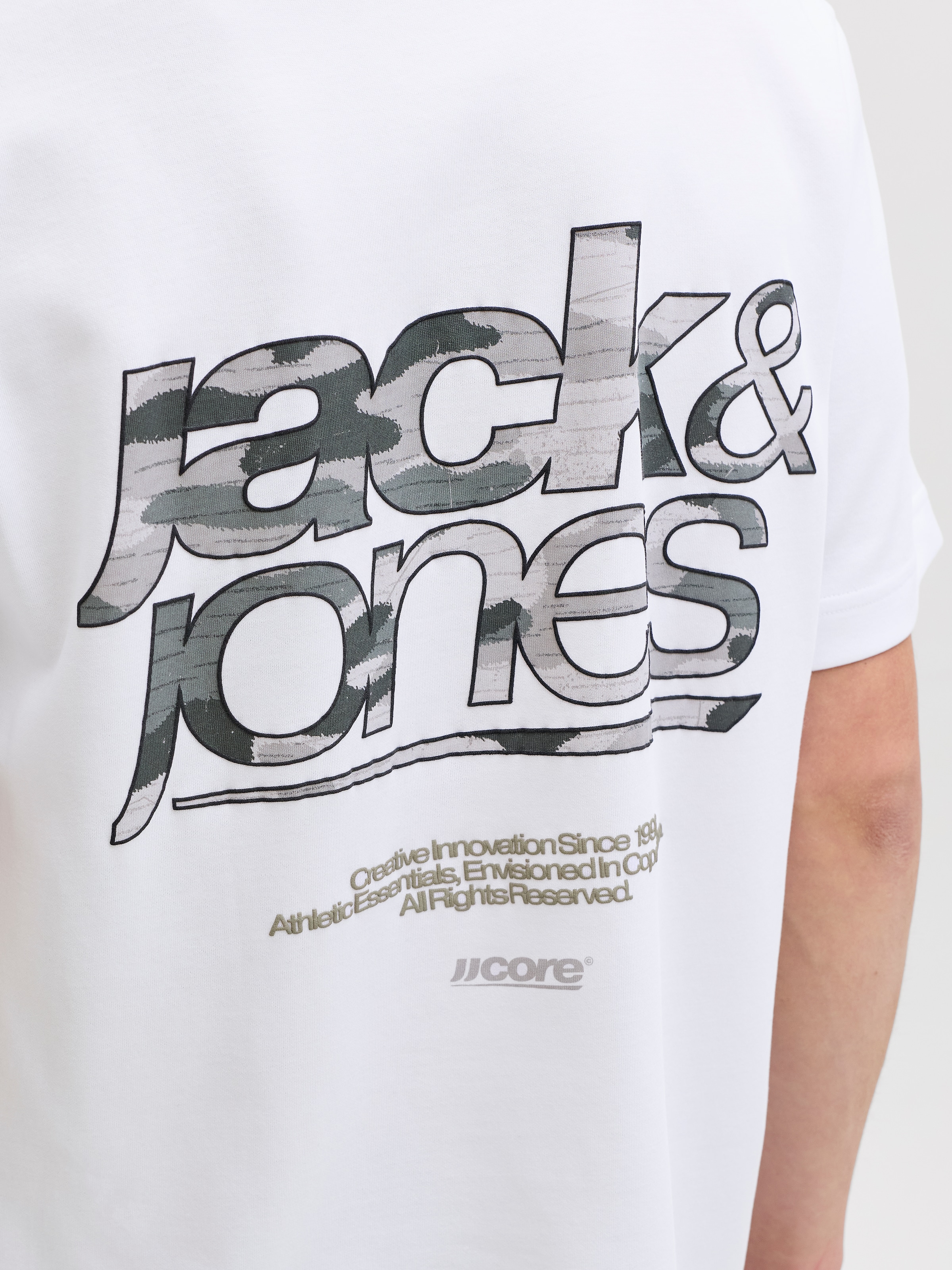 Jack & Jones T-Shirt »JCOBREEZE BACK PRINT TEE SS CREW EA26«