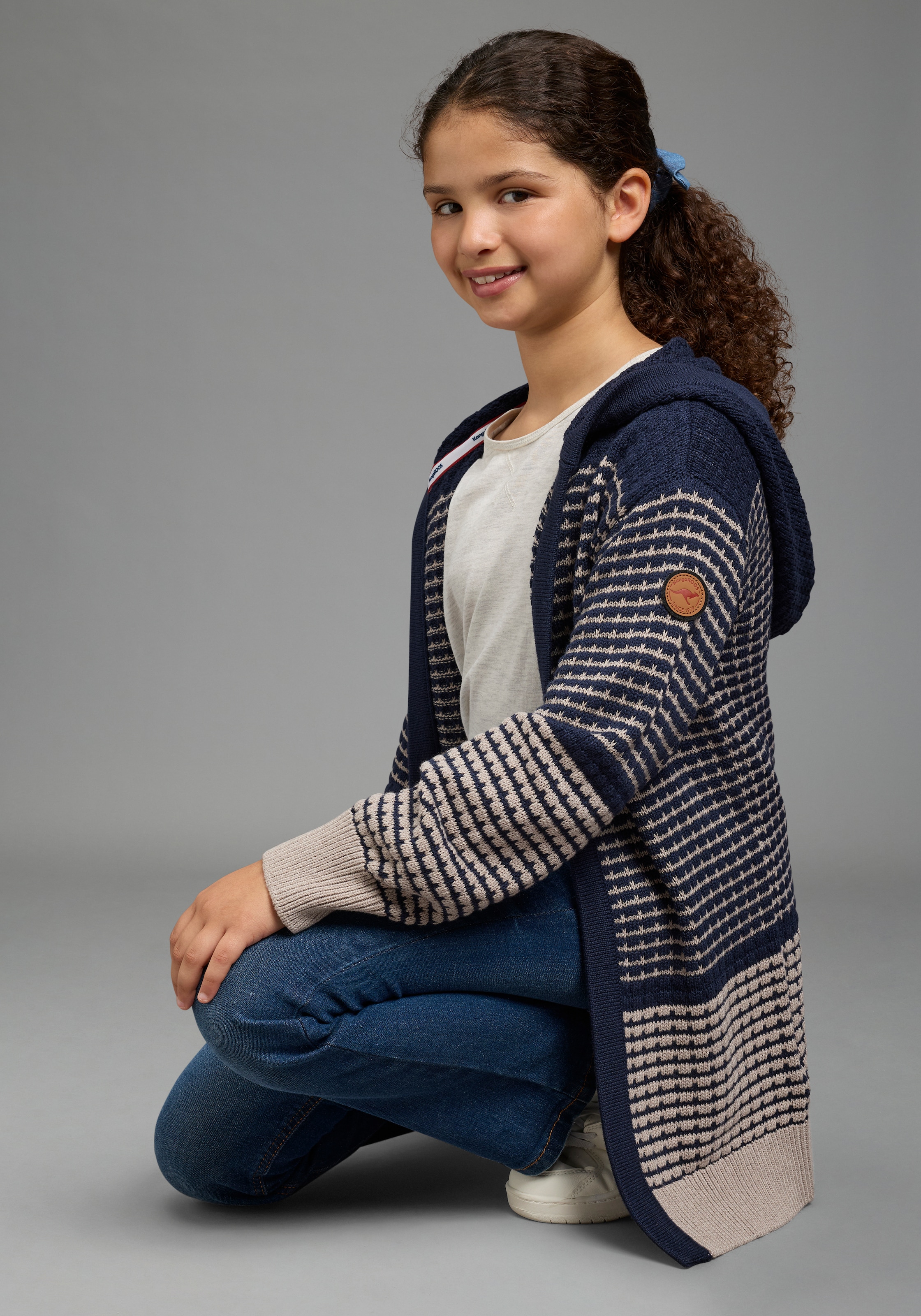 KangaROOS Strickjacke »Long-Strickjacke mit modischen Ringelmuster von KangaROOS« Lange Strickjacke, lässig geschnitten, Grobstrick-Qualität