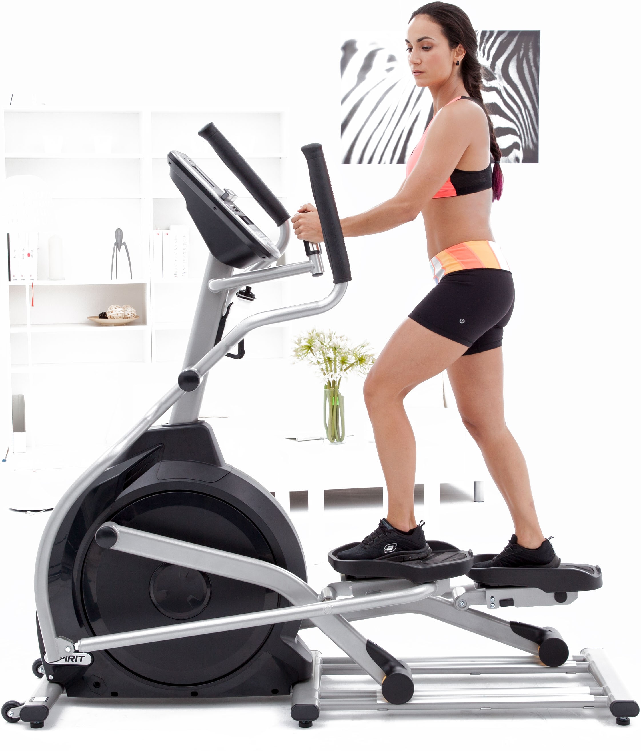 Spirit Fitness Crosstrainer »XE795«, Schwungmasse ca. 14 kg, 40 Widerstandsstufen