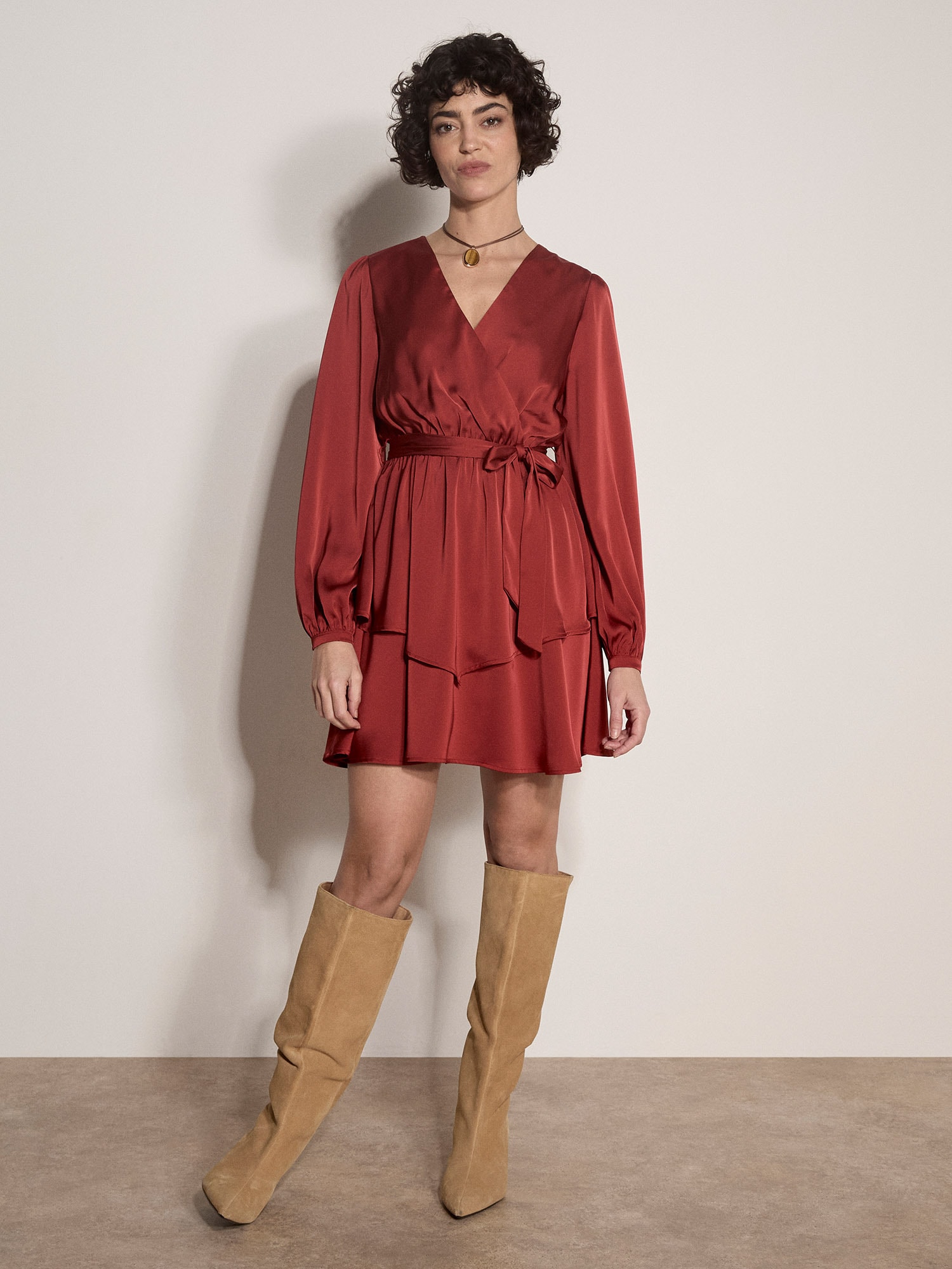 Apricot Partykleid »Satin-Wickel-Minikleid« mit Stoffgürtel, 2 Stk. tlg. Ohne Taschen mit Stoffgürtel