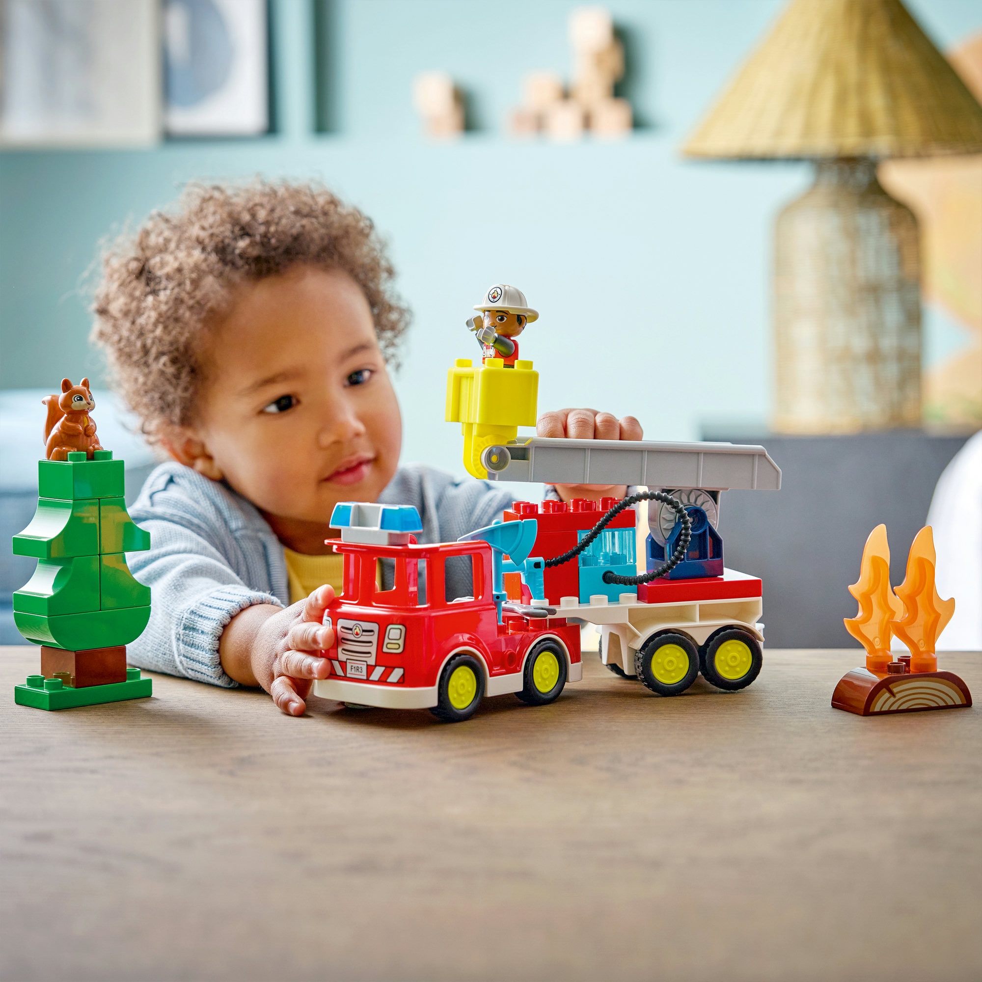 LEGO® Konstruktionsspielsteine »Löschauto mit Schlauch und Feuerwehrmann (10473), LEGO DUPLO Town«